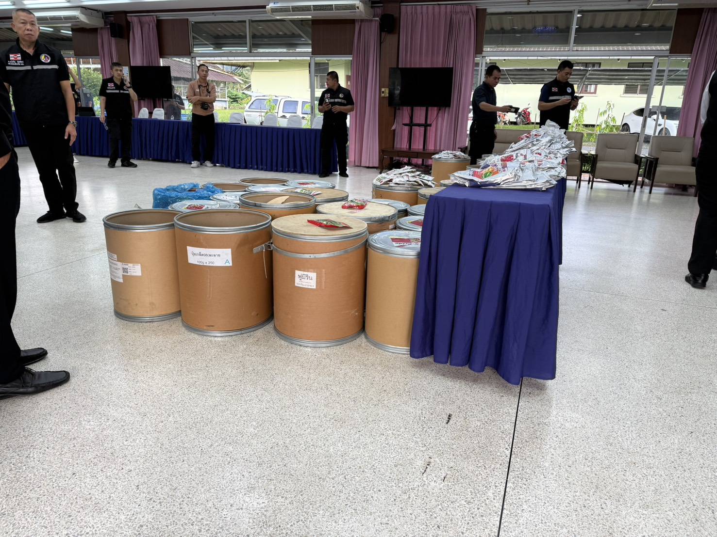 “ฉก.พญานาคราช” เข้มจับวัตถุอันตรายทางการเกษตรกว่า 3 ตัน มูลค่า 2 ล้านบาท 4 3763410