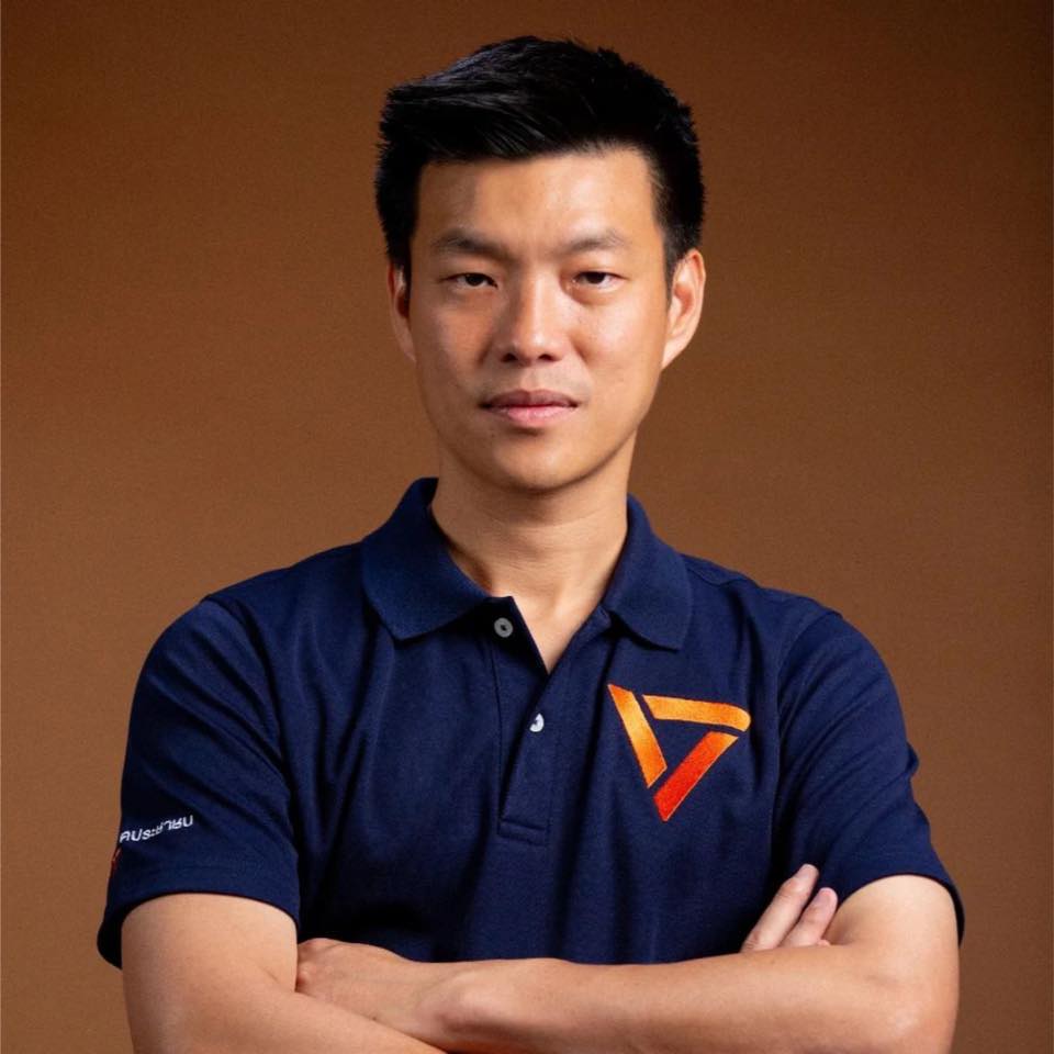 หัวหน้าพรรคประชาชน 532902494 1352870719530929 373261576124706482 n