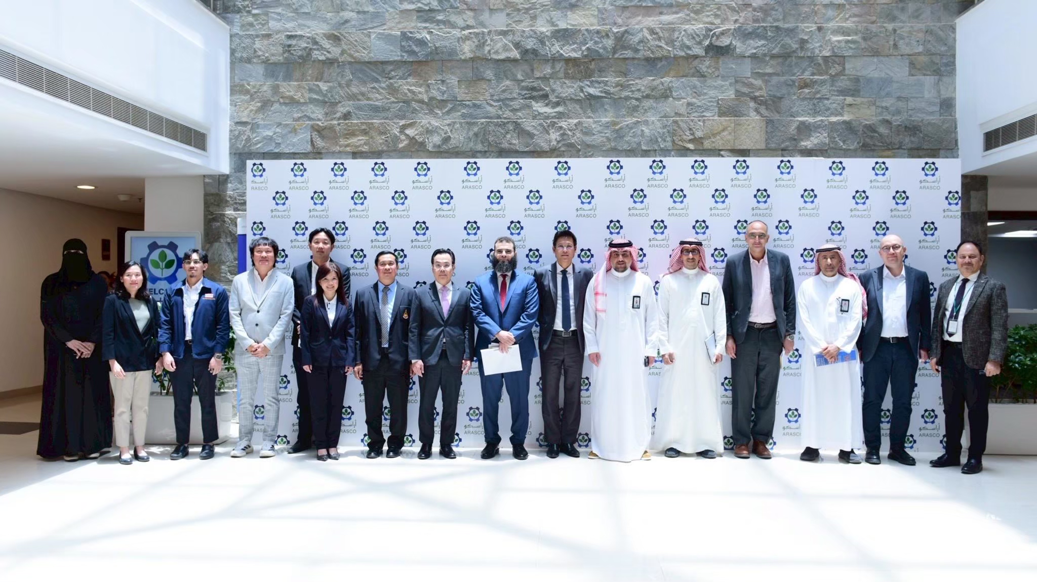 พาณิชย์ปลื้ม มันอัดเม็ดไทยออเดอร์แรกในประวัติศาสตร์ถึงท่าเรือดัมมามแล้ว เจาะตลาดซาอุดีอาระเบียสำเร็จ มุ่งผลักดันส่งออกตะวันออกกลางเพิ่ม 4 573956876 1260419402782175 7538133761420785940 n