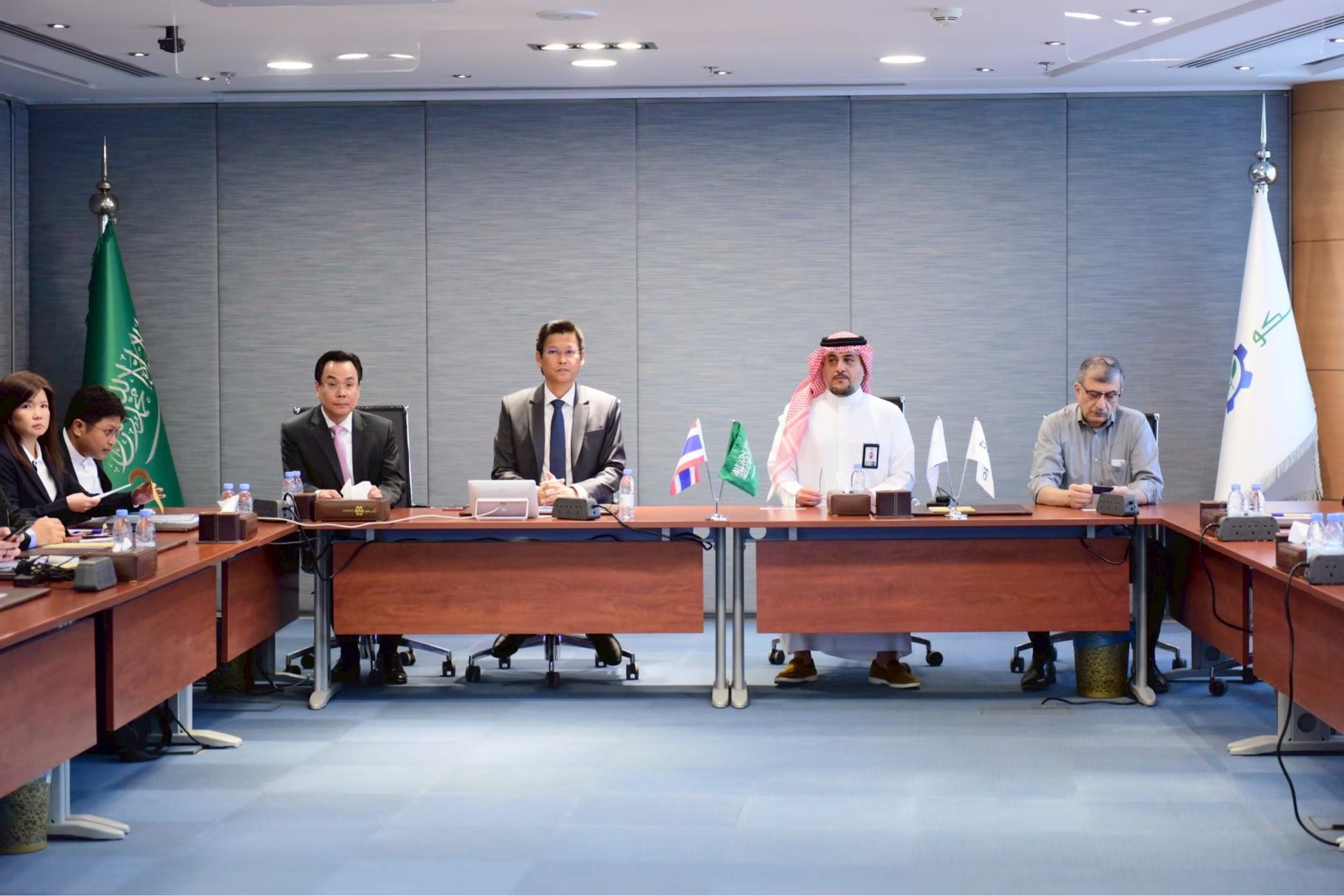 พาณิชย์ปลื้ม มันอัดเม็ดไทยออเดอร์แรกในประวัติศาสตร์ถึงท่าเรือดัมมามแล้ว เจาะตลาดซาอุดีอาระเบียสำเร็จ มุ่งผลักดันส่งออกตะวันออกกลางเพิ่ม 3 575198624 1260419396115509 6522558774658839074 n