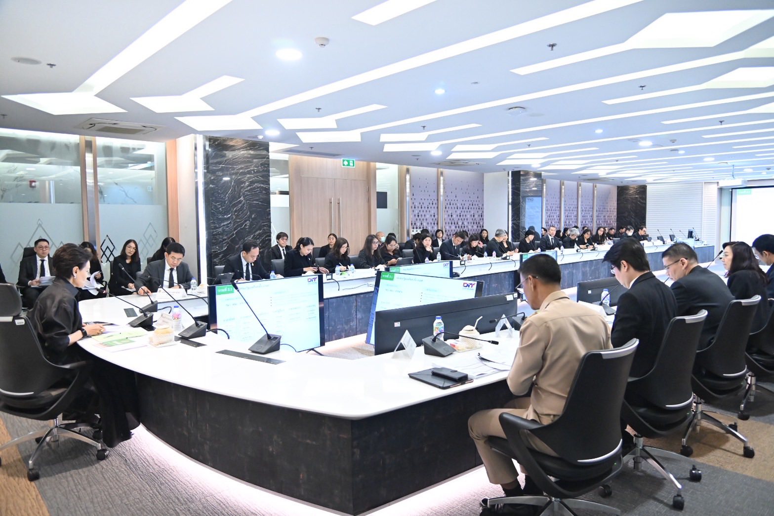 “ศุภจี” เผย นบมส.ทุ่มงบ 1.28 พันล้านบาท ดูแลเสถียรภาพมันสำปะหลัง หนุนผลผลิตคุณภาพดี–คุมโรคใบด่าง–ขยายตลาดเพิ่มรายได้เกษตรกร 8 580555173 1424392559253280 1961020689413859776 n