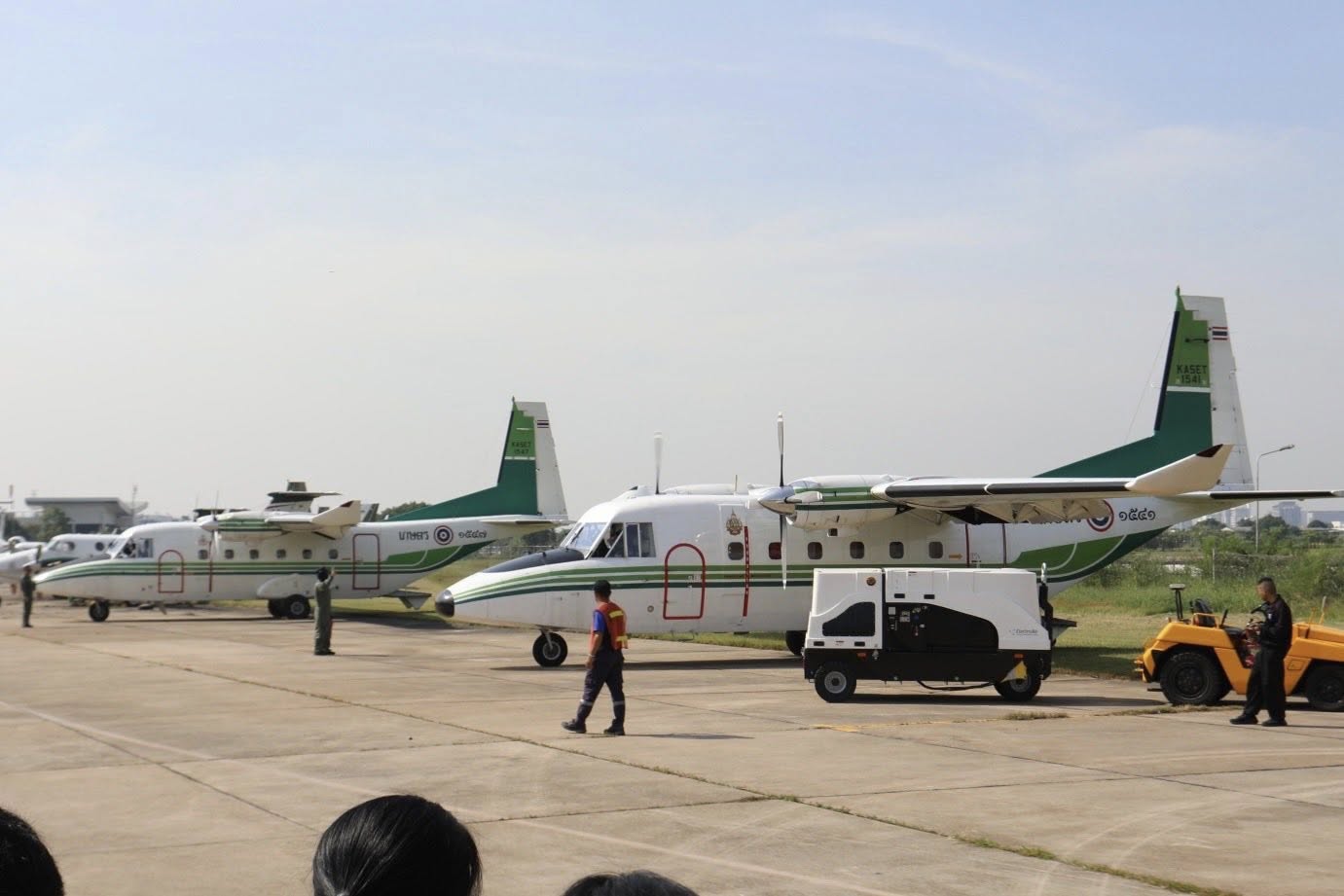 ฝนหลวงฯ ลำเลียงสิ่งของ ถุงยังชีพ และเจ้าหน้าที่ขับเจ็ตสกี และบังคับโดรนส่งลงพื้นที่ตรง อ.หาดใหญ่ ช่วยน้ำท่วมภาคใต้ต่อเนื่อง 9 586248901 1163349755986840 2054666471825252962 n