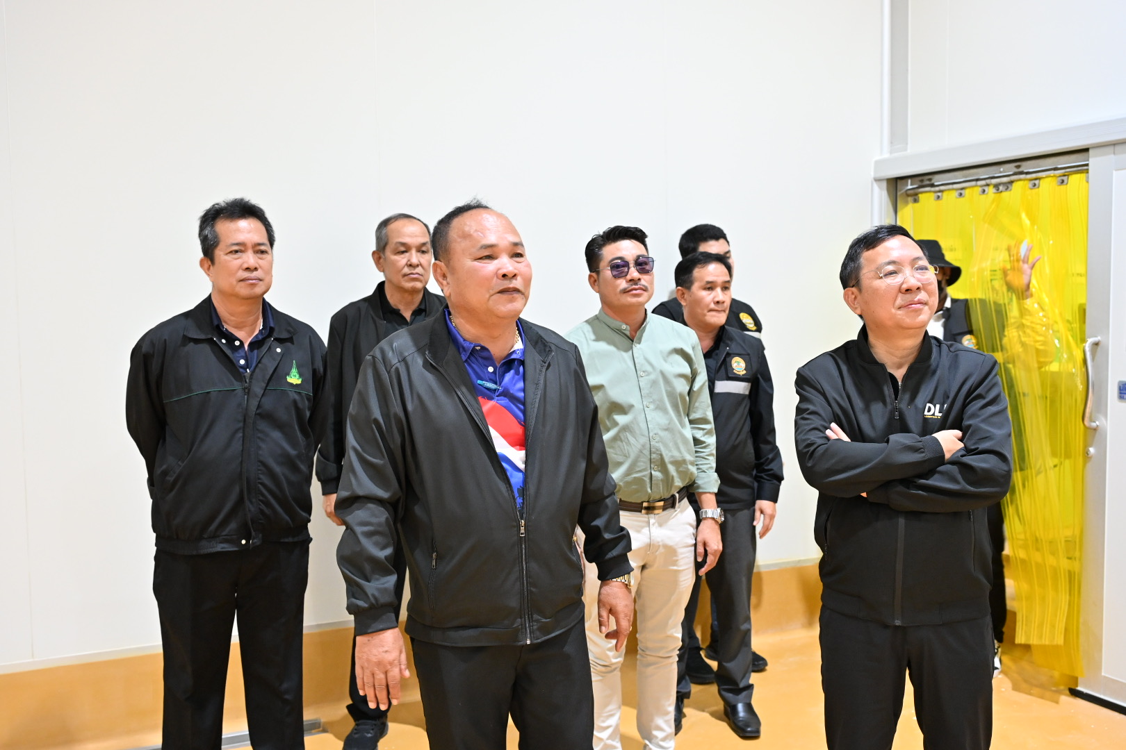 อธิบดีกรมปศุสัตว์ ลงพื้นที่ติดตามงานด้านโคนมทั้งระบบของเกษตรกรในพื้นที่ภาคตะวันออกและอีสานใต้ พร้อมรณรงค์ดื่มนมสร้างสุขภาพ สร้างความเชื่อมั่นน้ำนมโคสดไทยปลอดภัยทุกหยด 11 621136