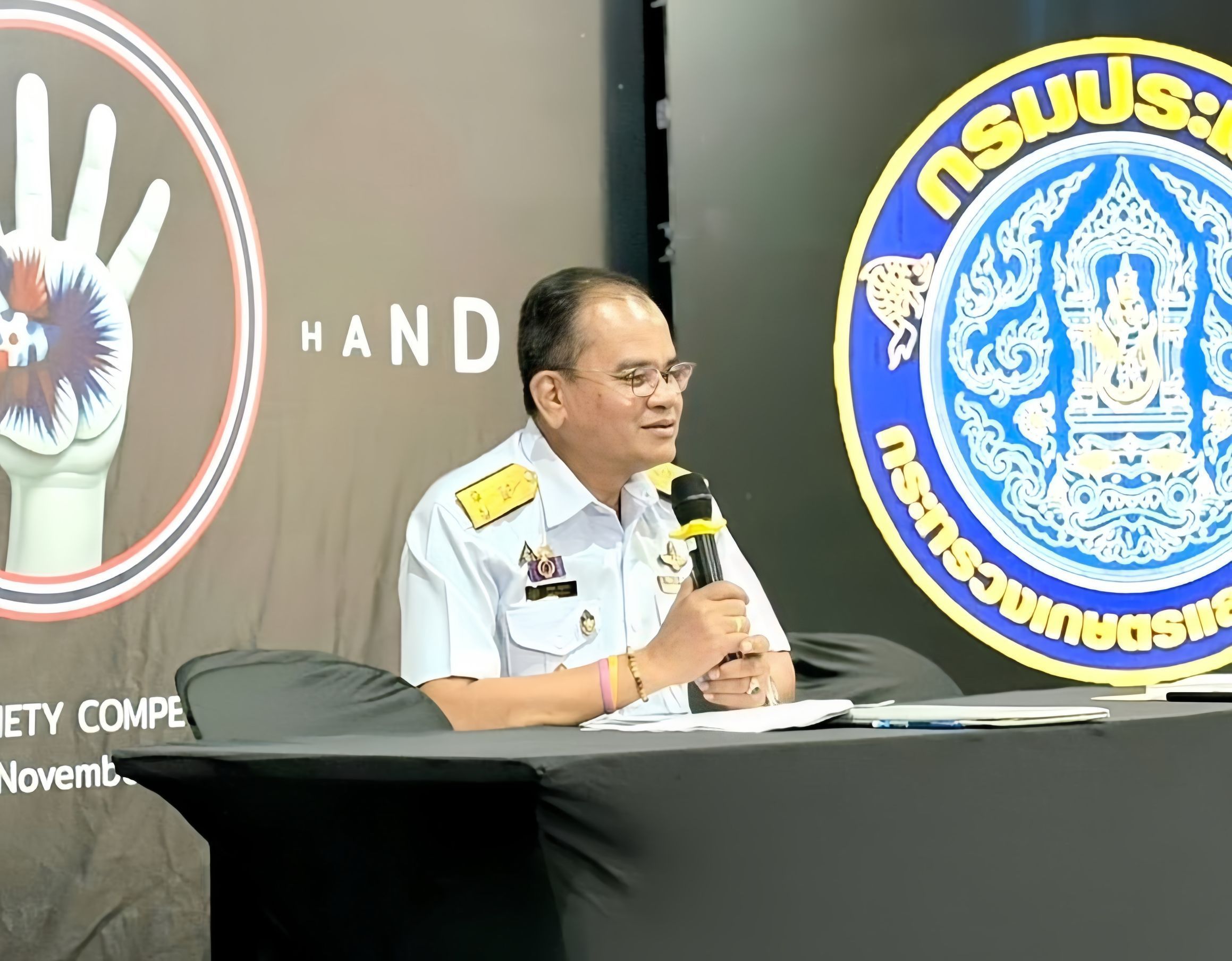 กรมประมง…ร่วมเปิดอบรมมาตรฐานสายพันธุ์และเกณฑ์ปลากัดไทยฉบับล่าสุดหนุนอัตลักษณ์สัตว์น้ำประจำชาติ ผลักดันสู่สินค้าสร้างรายได้ในตลาดโลก 2 647867