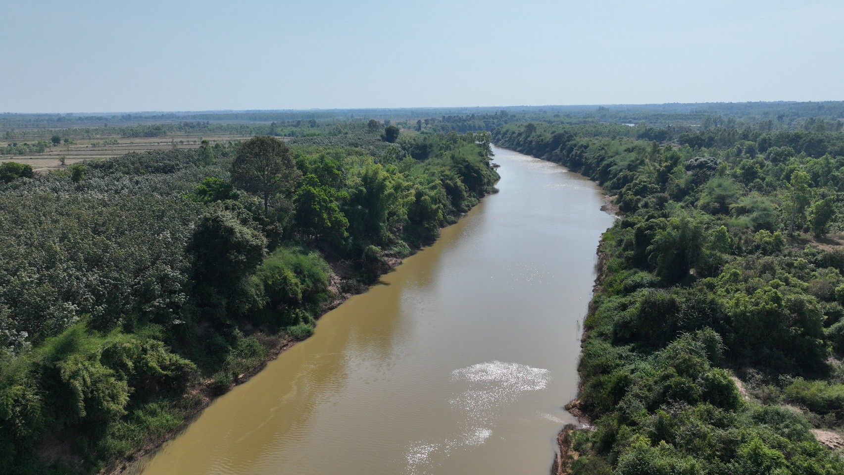 ชป. ลุยลุ่มน้ำสงคราม สร้างอาคารบังคับประตู ชุมชนพร้อมหนุนเต็มแรง 5 972098