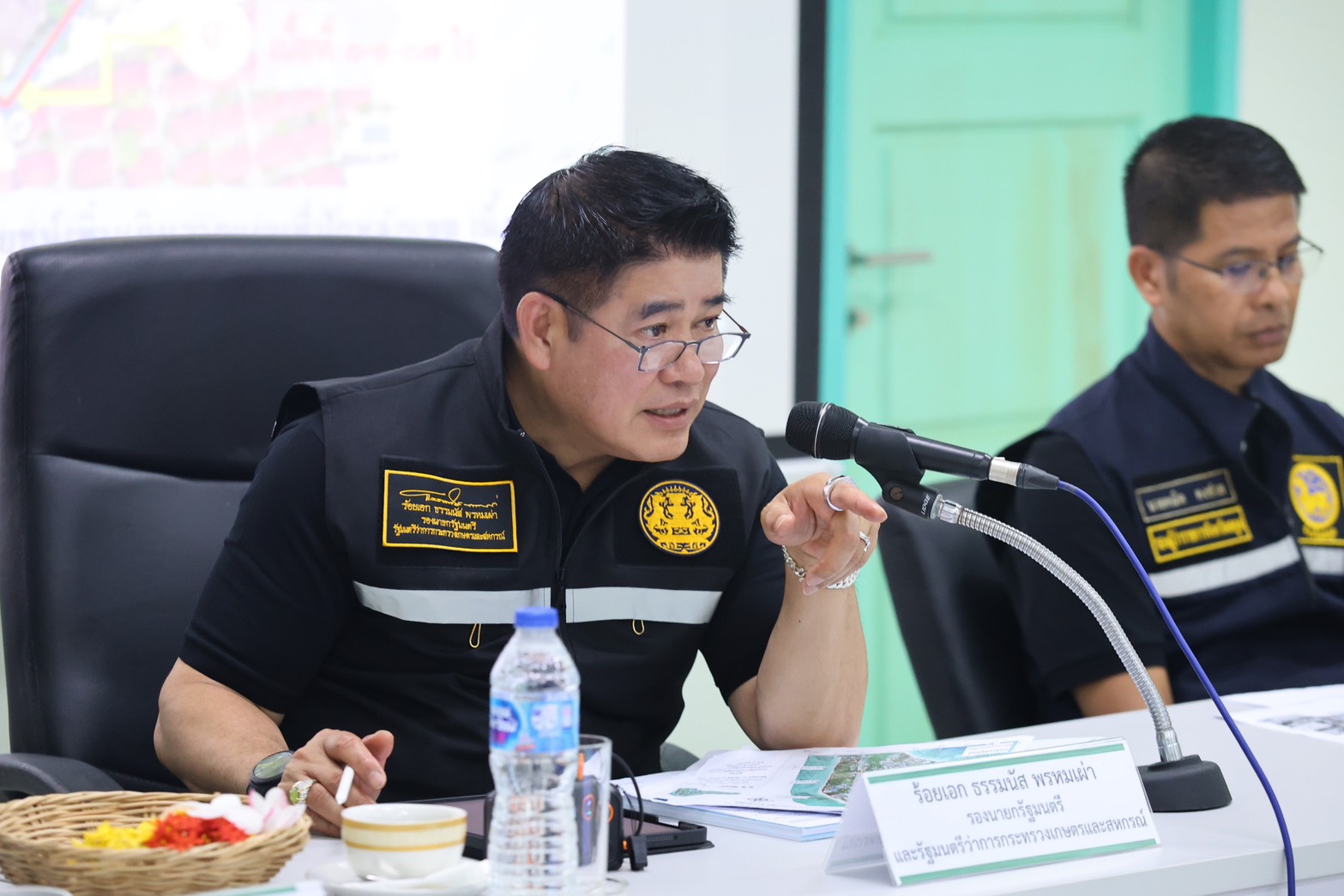 “รมว.ธรรมนัส” ลงพื้นที่เกาะหลีเป๊ะ ติดตามปัญหาและความเป็นอยู่ของชุมชนชาวเล พร้อมผลักดันแผนพัฒนาคุณภาพชีวิตอย่างเร่งด่วน 16 S 10035252