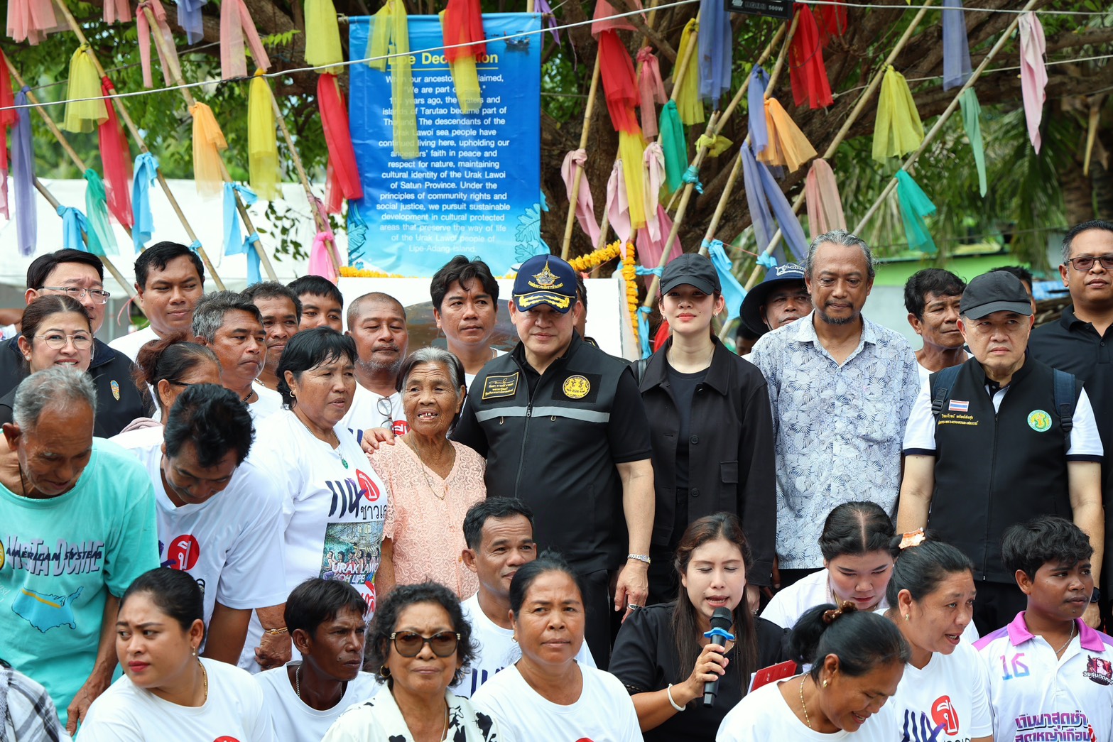 “รมว.ธรรมนัส” ลงพื้นที่เกาะหลีเป๊ะ ติดตามปัญหาและความเป็นอยู่ของชุมชนชาวเล พร้อมผลักดันแผนพัฒนาคุณภาพชีวิตอย่างเร่งด่วน 19 S 10035350