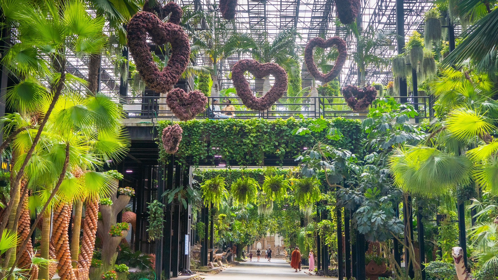 สวนนงนุชพัทยา จัดโปรโมชั่นต่อเนื่องเข้าฟรีสำหรับคนเกิดเดือนธันวาคม 2568 8 S 10159380