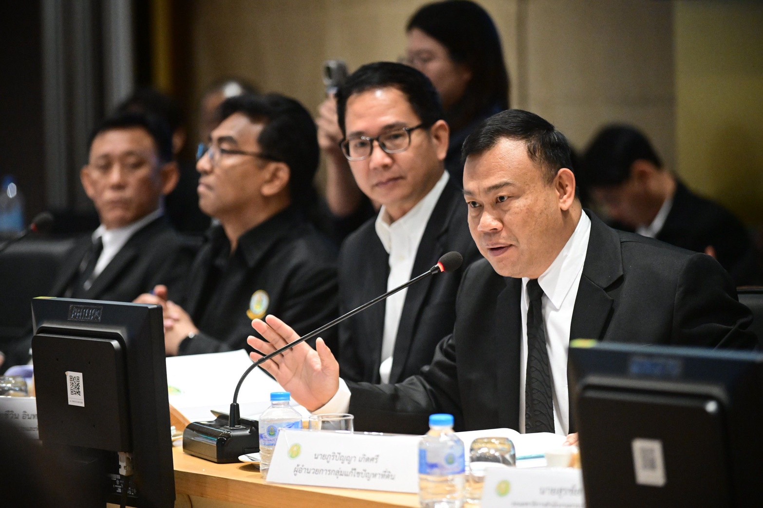 “รมช.นเรศ” เดินหน้าแก้ปัญหาผลกระทบจากโครงการรัฐ ตั้ง 7 คณะทำงาน เร่งตรวจสอบสิทธิ เยียวยา บรรเทาความเดือดร้อน 6 S 24674318