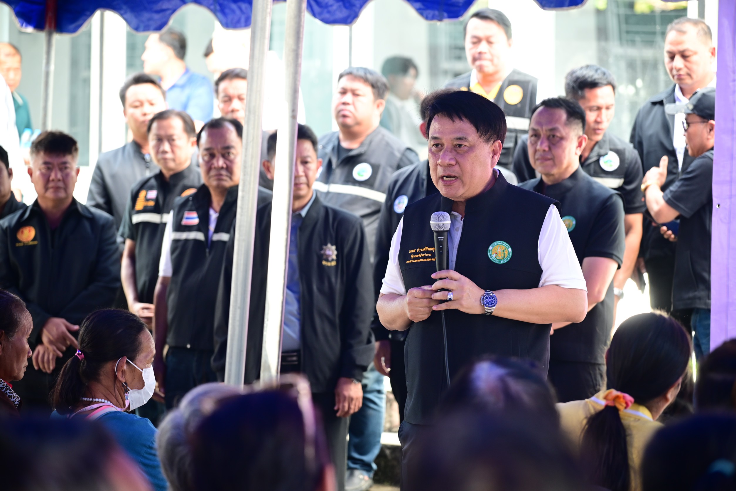 รมช.นเรศ เปิดเวทีประชาคม รับฟังเสียงชาวอำเภอจอมทอง จ.เชียงใหม่ ก่อนเดินหน้าแผนขุดลอกลำน้ำแม่กลาง มุ่งแก้น้ำท่วมซ้ำซาก 10 S 24821918