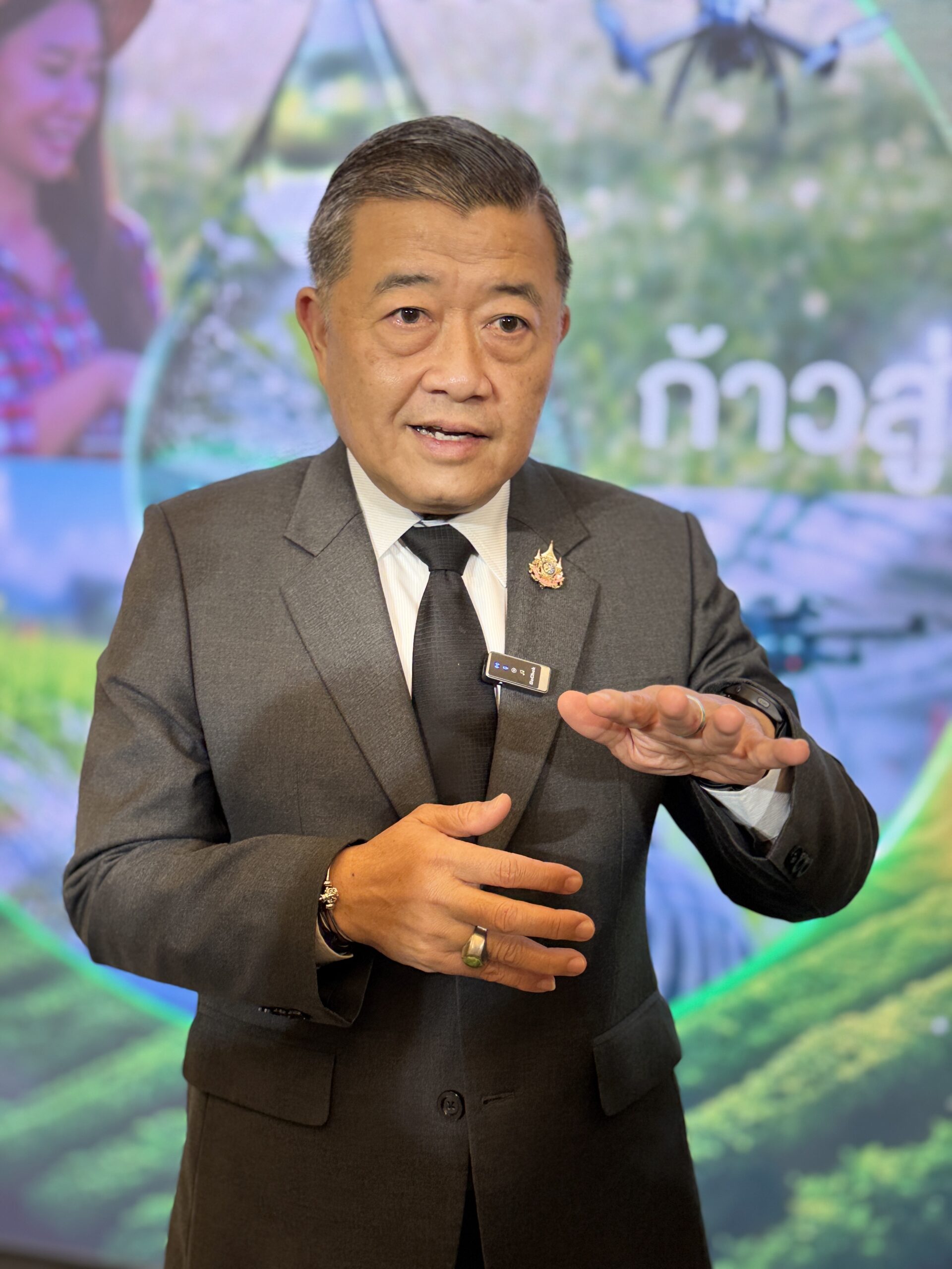 “ปลัดเกษตรฯ”เผย สถานการณ์น้ำท่วมใต้เริ่มลดลงเร่งประชุมวางมาตรการเร่งช่วยเหลือเยียวยาประชาชนที่ประสบอุทกภัยใต้ 2 S 3834018 scaled