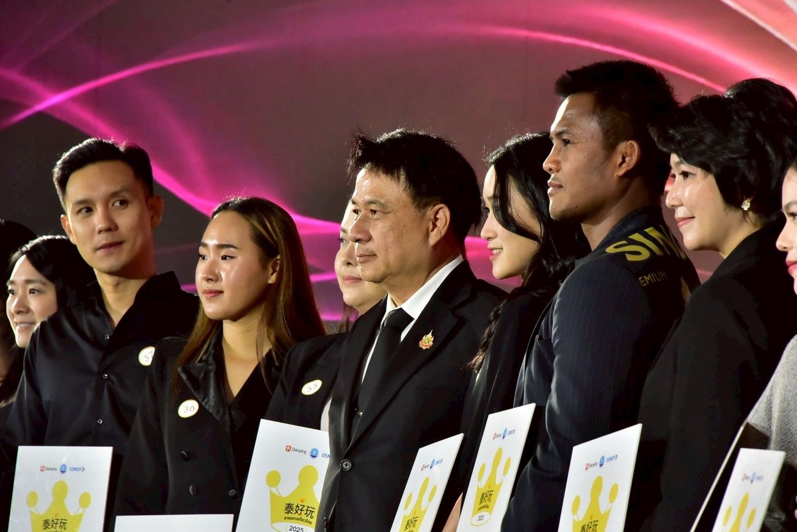 “รมช.นเรศ” ชูยกระดับมาตรฐานอาหารและสินค้าเกษตร เน้นคุณภาพและปลอดภัย พร้อมผลักดันการท่องเที่ยวเชิงเกษตร เจาะกลุ่มผู้บริโภคจีน เพื่อขยายโอกาสทางการค้าและสร้างเสถียรภาพให้ภาคการเกษตรไทย 6 S 494657645