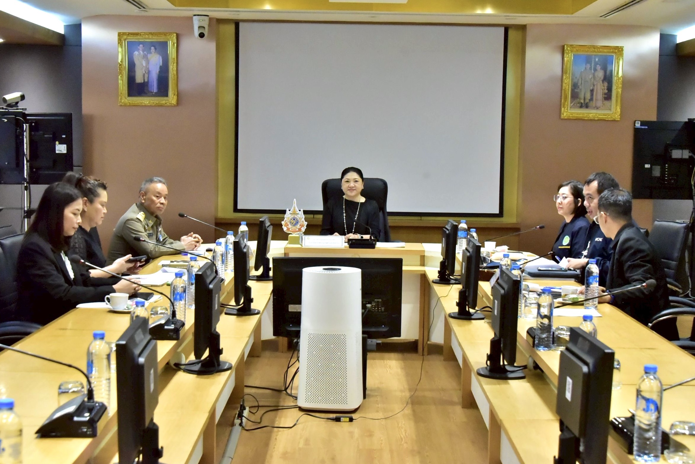 กระทรวงเกษตรฯ จัดประชุมพิจารณาคุณสมบัติ หลักเกณฑ์การพิจารณาคัดเลือก ข้อกำหนดและข้อปฏิบัติ และร่างประกาศคณะกรรมการคัดเลือกเทพีคู่หาบเงิน ประจำปี 2569 3 S 494682173