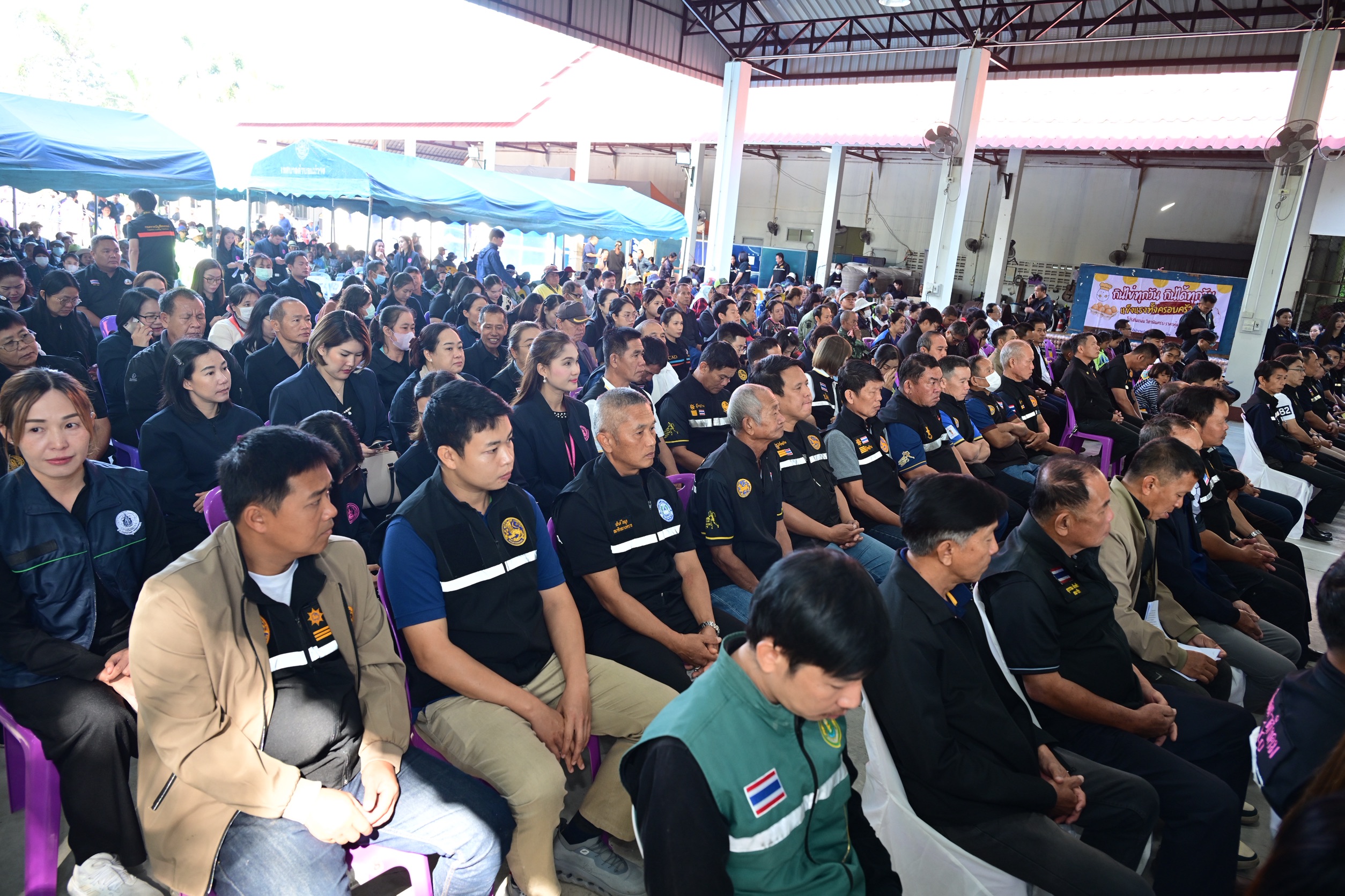 รมช.นเรศ ลงพื้นที่เชียงใหม่ เปิดโครงการกิจกรรมผ่าตัดสุนัข – แมว และฉีดวัคซีนเพื่อป้องกันโรคพิษสุนัขบ้า ปีงบประมาณ พ.ศ. 2569 พร้อมรับฟังปัญหาความเดือดร้อนของเกษตรกร 5 S 62078997