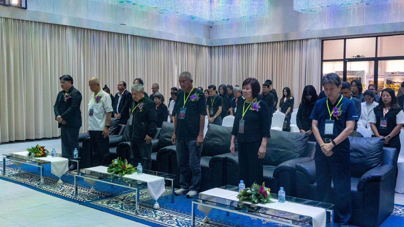 สวนนงนุชพัทยาพร้อมผู้ร่วมประกวดภาพถ่าย ร่วมน้อมถวายอาลัยสมเด็จพระพันปีหลวง ก่อนพิธีมอบรางวัล “Wonderful Nongnooch Garden 2025” 3 S 9413020