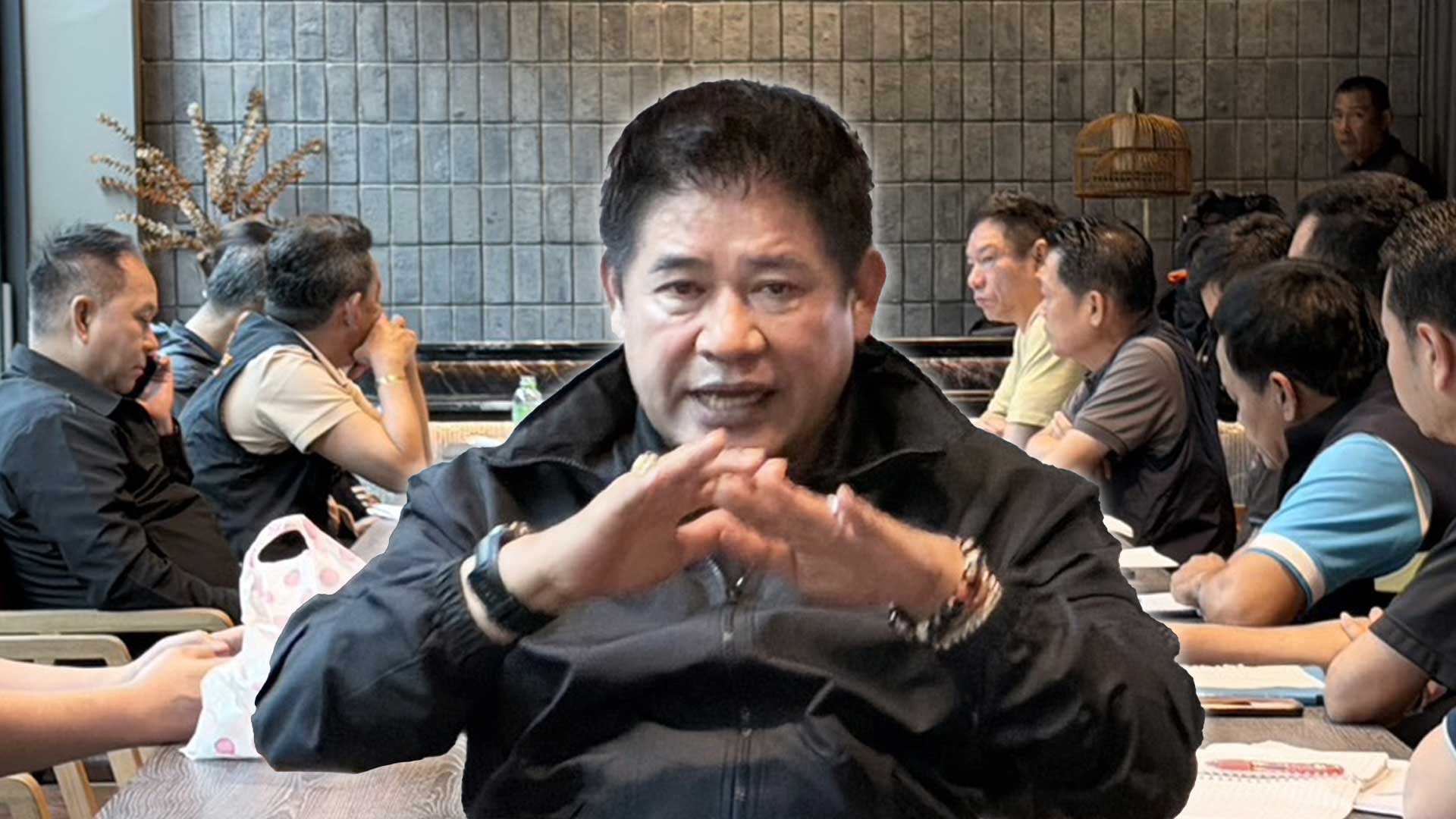 “รองนายกฯ ธรรมนัส”ถกด่วนทุกหน่วย เคลียร์รถกีดขวางเส้นทางอู่ตะเภา เร่งส่งอาหารวันละ 2 หมื่นกล่อง ดูแลผู้ประสบภัยเขต 8 พร้อมเดินหน้าแผนฟื้นฟูหาดใหญ่ 1 ถกด่วนทุกหน่วยงาน2