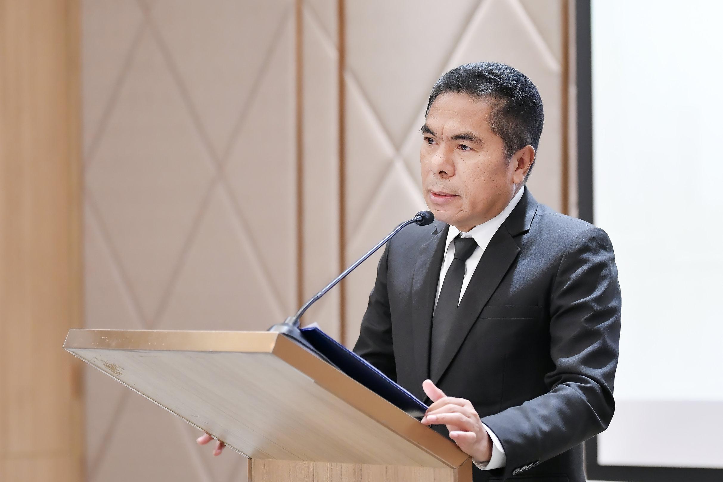 กรมทรัพย์สินทางปัญญา กรมวิชาการเกษตร ร่วมกับ TAITA จัดเวที“ร่วมต้านการค้าสารกำจัดศัตรูพืชผิดกฎหมายทางออนไลน์” 4 นายอาวุธ วงศ์สวัสดิ์ รองอธิบดีกรมทรัพย์สิ