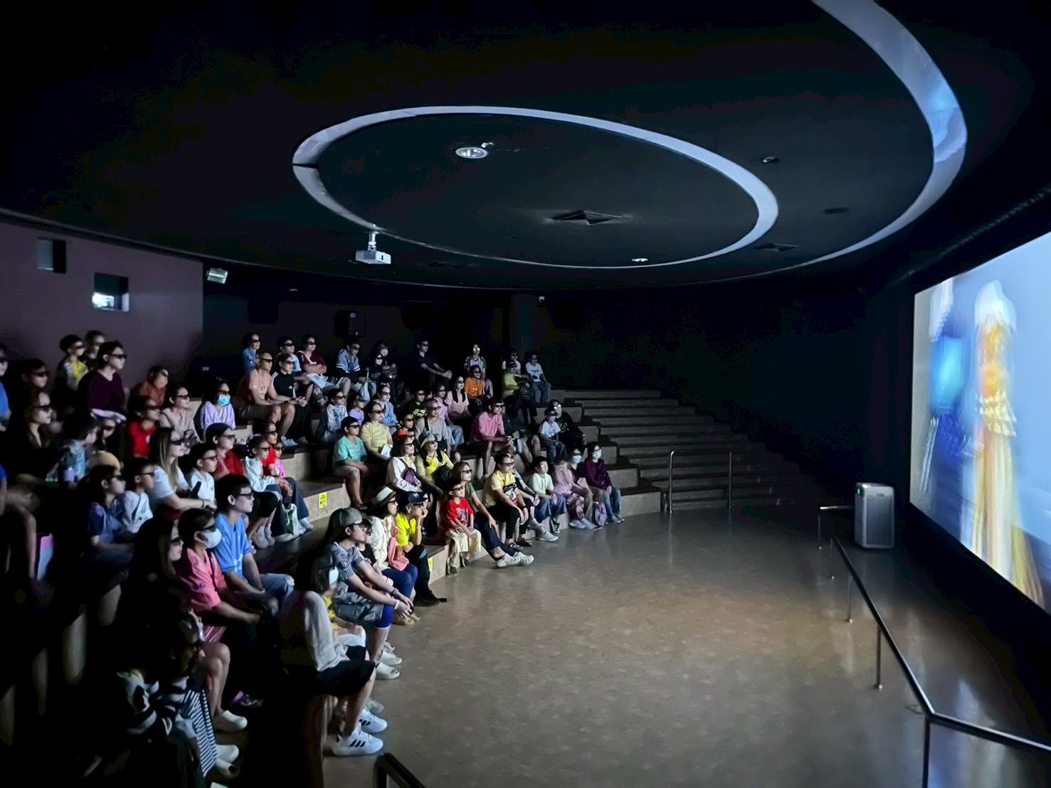 พกฉ. จัดงานเทิดพระเกียรติในหลวงรัชกาลที่ 9 พระมหากษัตริย์นักพัฒนา “ภูมิพลังแผ่นดิน” 4 – 7 ธันวาคมนี้ 13 ภาพพกฉ13