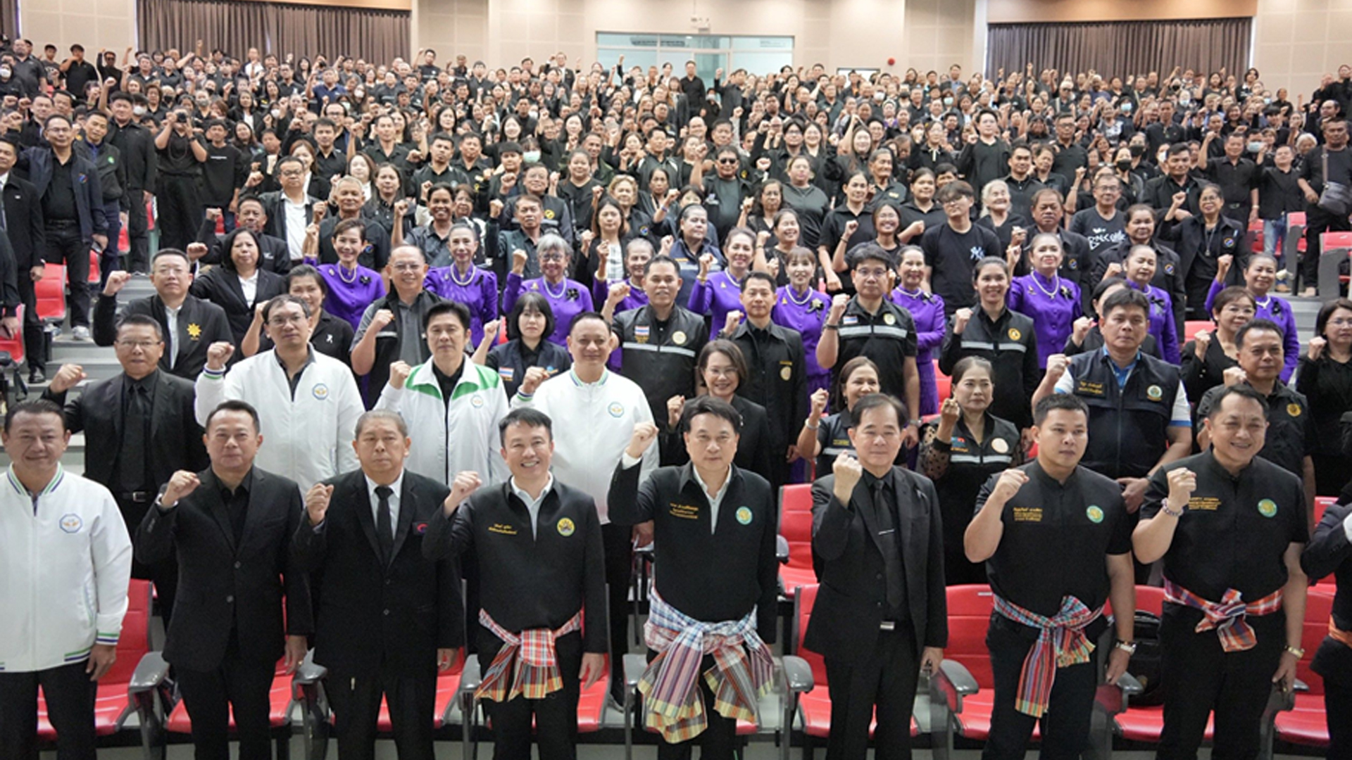 รมช.นเรศ2