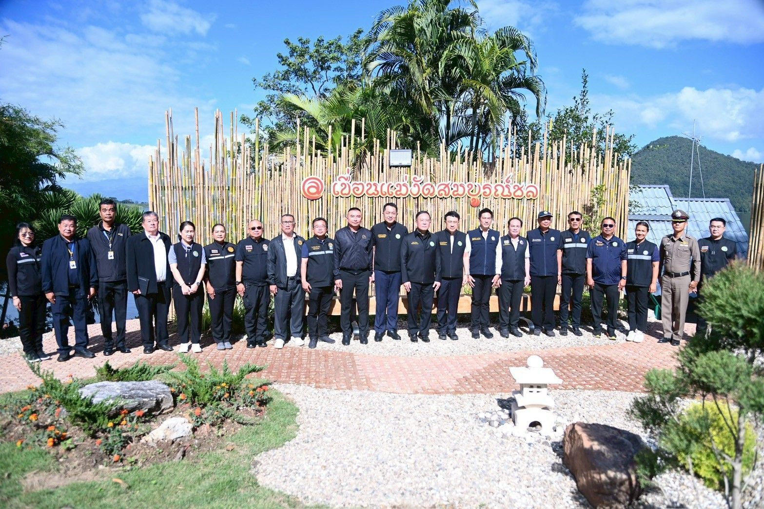 รมช.นเรศ ปักหมุด “สกายวอล์กเขื่อนแม่งัดสมบูรณ์ชล”แหล่งเรียนรู้เชิงนิเวศทางชลศาสตร์ พร้อมจุดชมทัศนียภาพแลนด์มาร์กใหม่ภาคเหนือ 19 1235864