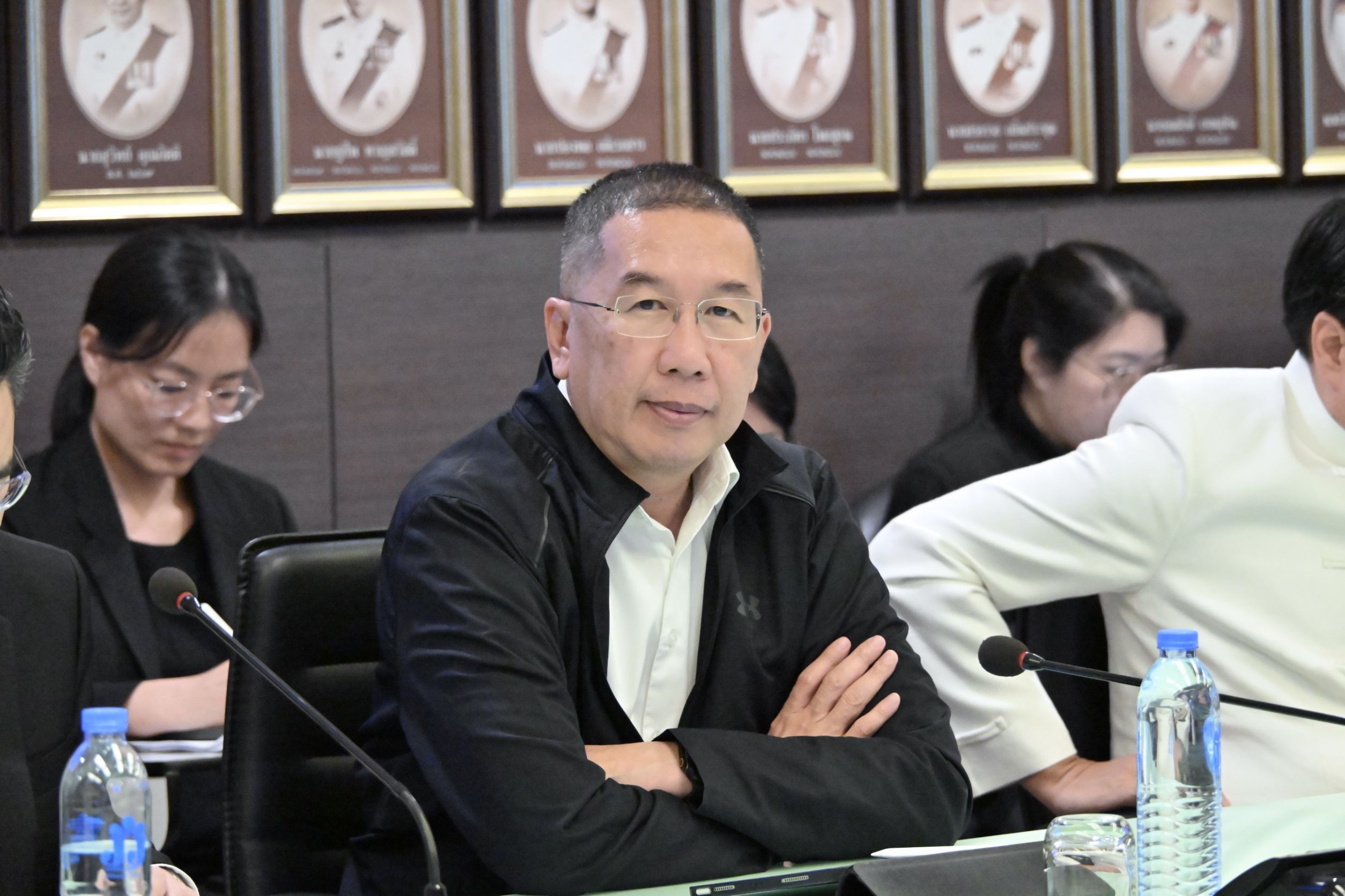 ปลัดเกษตรฯ ชง จัดโซนนิ่งปรับโครงสร้างการผลิตข้าว ต้นทุนต่ำ คุณภาพสูง เป็นมิตรต่อสิ่งแวดล้อมพร้อมเดินหน้าผลักดันกลไกสินค้ายางพารา เผย เตรียมพัฒนาระบบบริการเกษตรกร ลดข้อจำกัด เพิ่มโอกาสการเข้าถึง 5 1237142