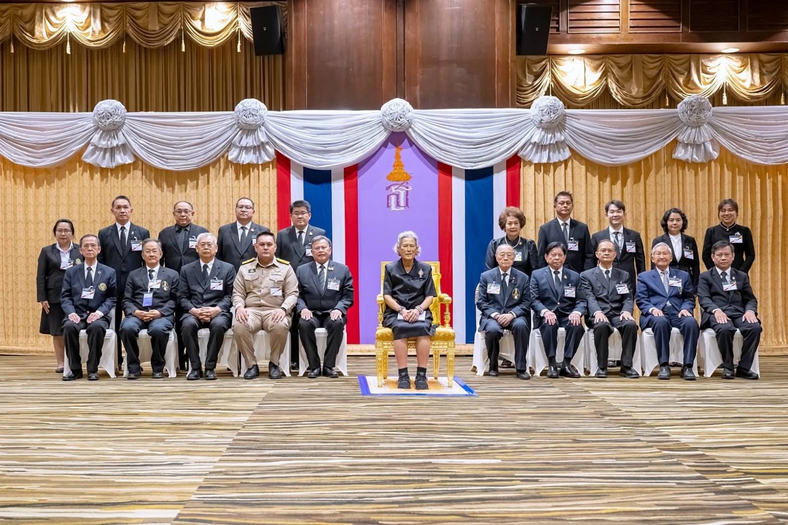 รมช.อามินทร์ และคณะผู้บริหาร กษ. เฝ้ารับเสด็จฯ สมเด็จพระกนิษฐาธิราชเจ้า กรมสมเด็จพระเทพรัตนราชสุดาฯ สยามบรมราชกุมารี เสด็จพระราชดำเนินไปทรงเปิดการประชุมวิชาการข้าวแห่งชาติ ครั้งที่ 6 ณ ศูนย์แสดงสินค้าและการประชุมอิมแพ็ค เมืองทองธานี 2 139634