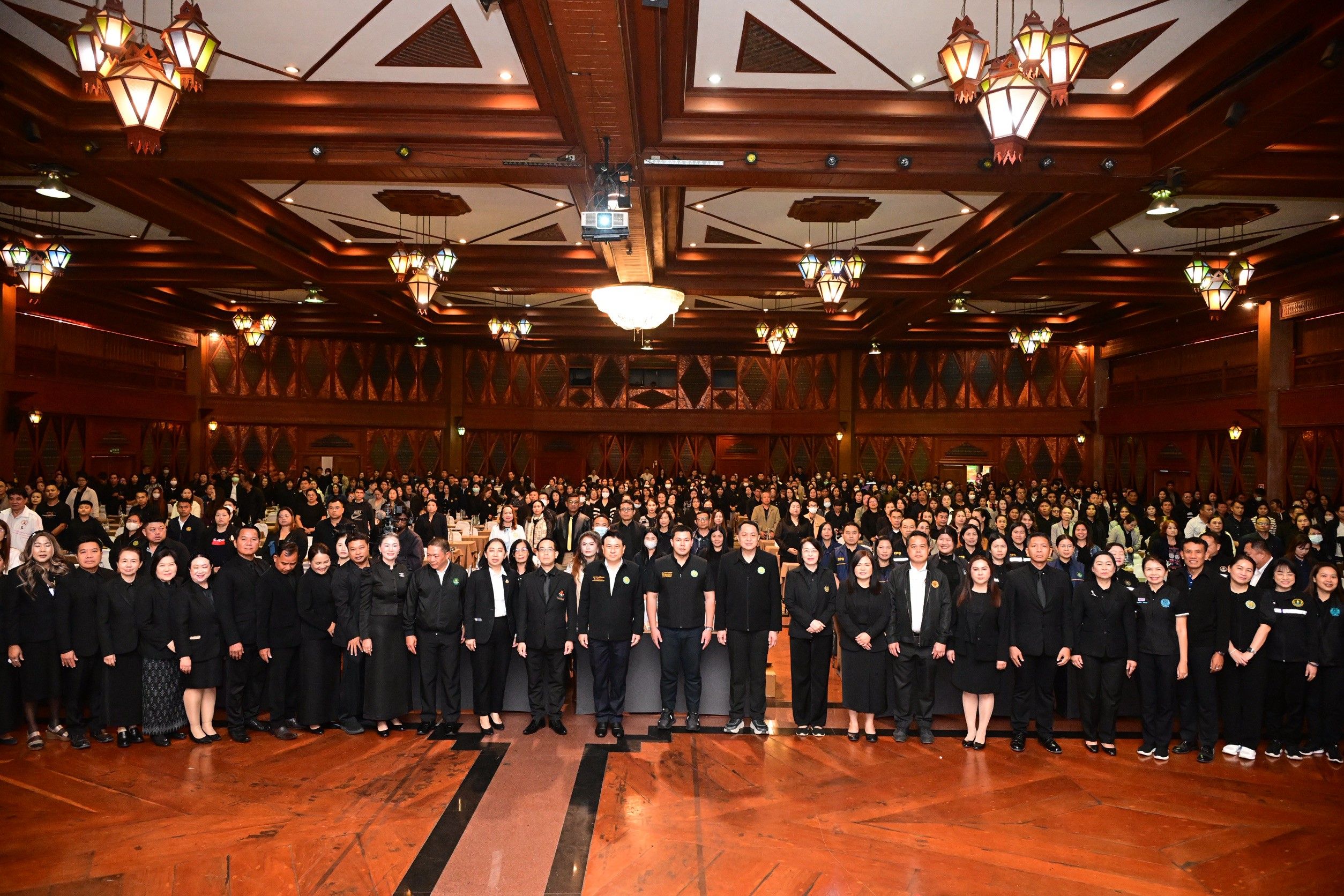 “รมช.นเรศ” เปิดงานประชุมสหกรณ์ออมทรัพย์ อปท. เน้นย้ำ 4 แนวทางบริหารสู่ความยั่งยืน 12 1449450