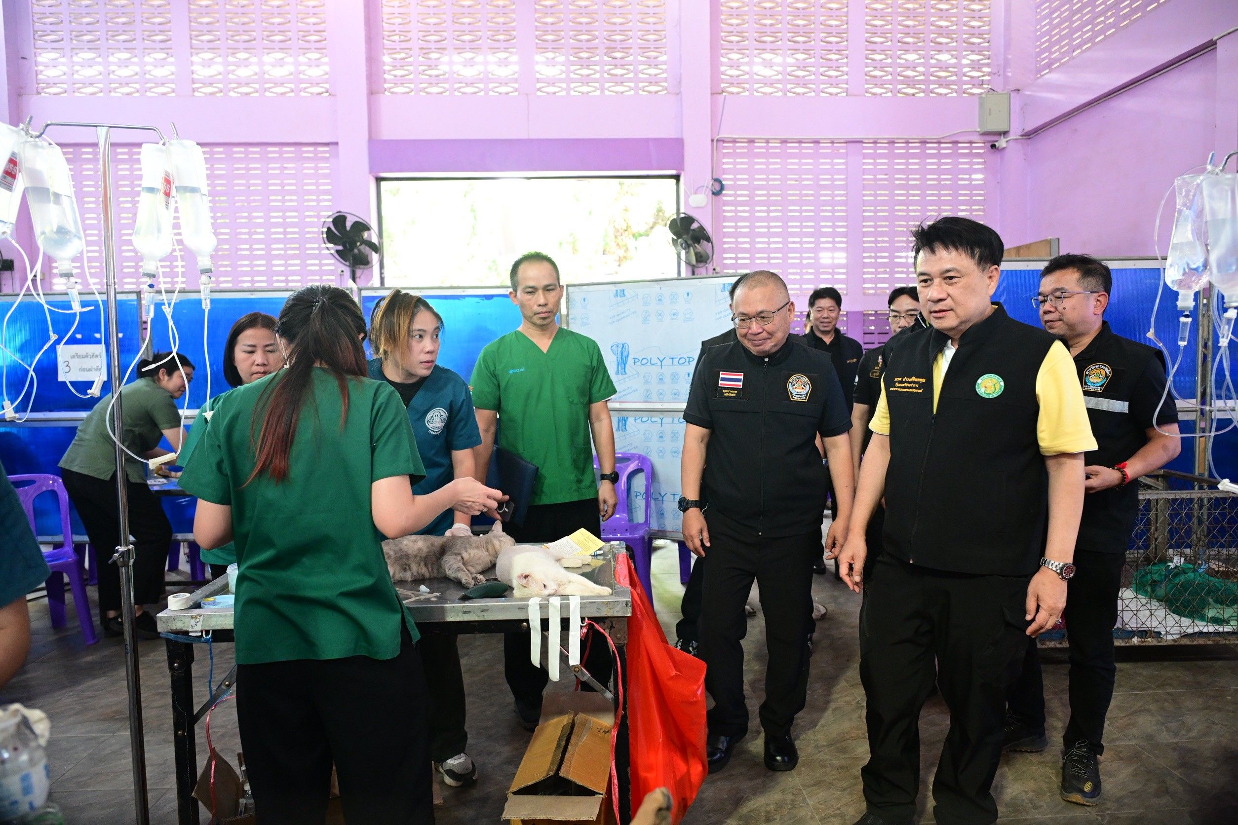 “รมช.นเรศ” ลงพื้นที่แม่แจ่ม เปิดโครงการทำหมันสัตว์สกัดโรคพิษสุนัขบ้า พร้อมติดตามการขุดลอกเปิดทางน้ำแม่แจ่ม สร้างความมั่นคงด้านน้ำและการเกษตร 3 1465111