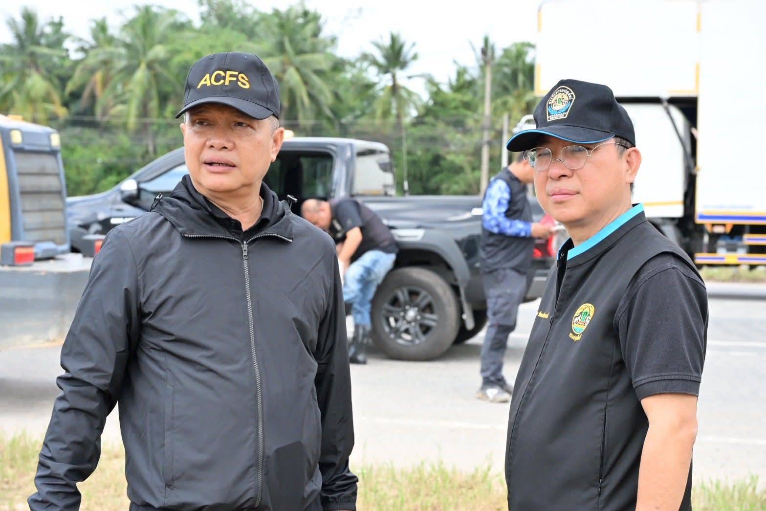 มกอช. ผนึกกำลัง กรมปศุสัตว์ เดินหน้ายกระดับและเพิ่มขีดความสามารถเจ้าหน้าที่ในการกำกับดูแลมาตรฐานบังคับด้านปศุสัตว์ ครอบคลุมฟาร์มไก่ไข่-สุกร-ปางช้าง พร้อมอำนวยความสะดวกให้ผู้ประกอบการยื่นขอใบอนุญาตแบบเบ็ดเสร็จ ผ่านระบบ TAS-License 2 2005920