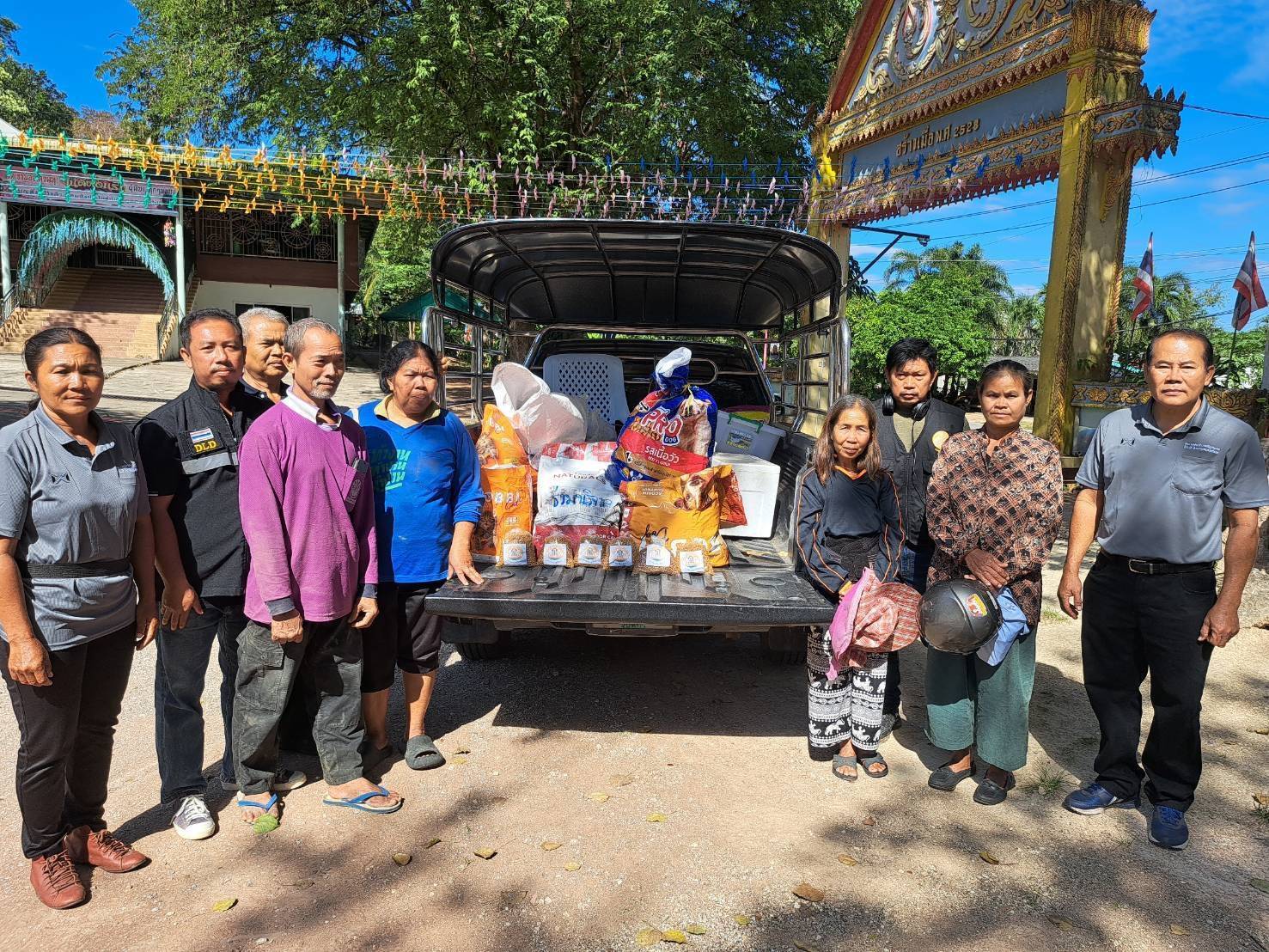 กรมปศุสัตว์ย้ำเกณฑ์เยียวยาความเสียหาย 7 จังหวัดชายแดนไทย–กัมพูชา ล่าสุดเกษตรกรได้รับผลกระทบกว่า 2 แสนราย มีสัตว์ในพื้นที่รวม 6.5 ล้านตัว ส่งความช่วยเหลืออย่างต่อเนื่อง 17 332395