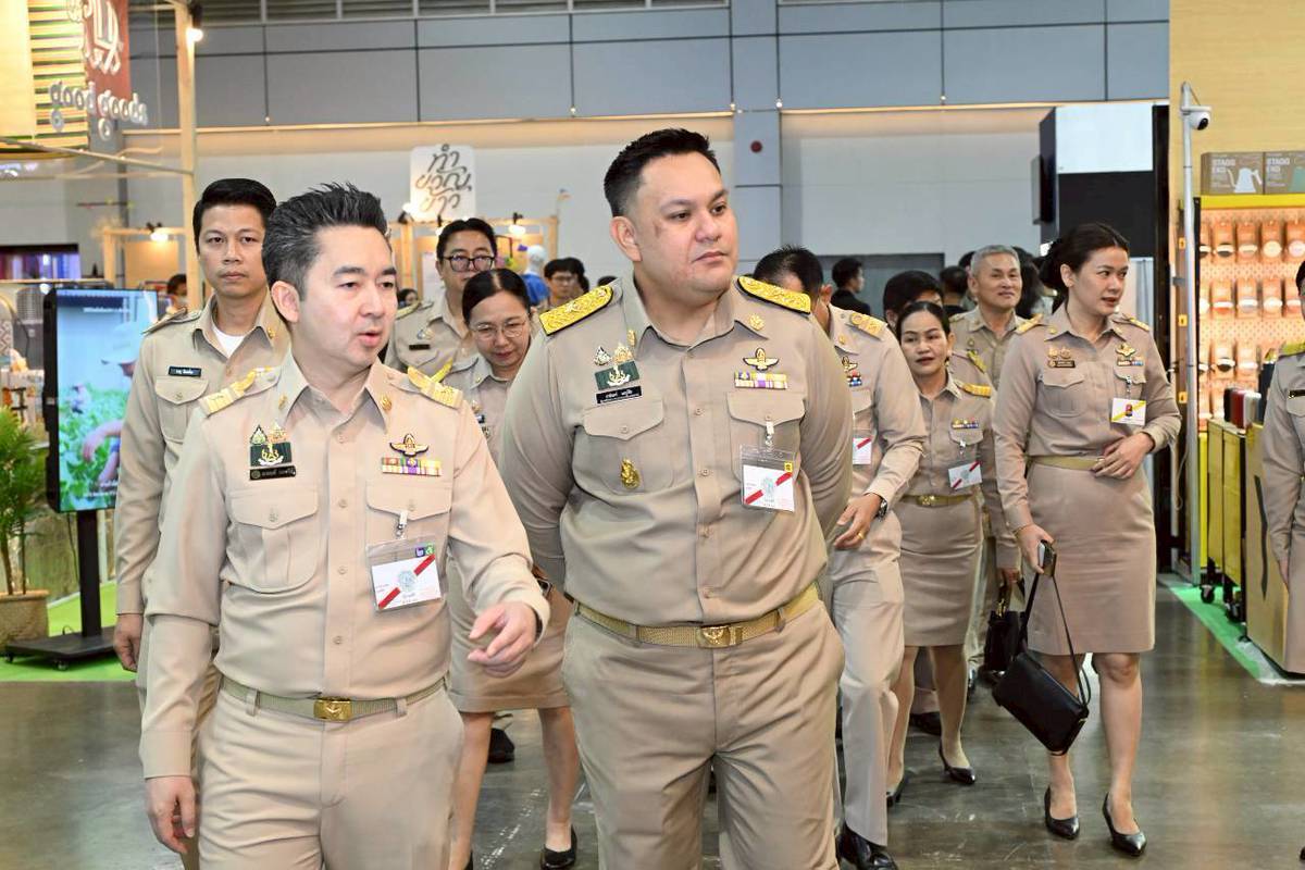 รมช.อามินทร์ และคณะผู้บริหาร กษ. เฝ้ารับเสด็จฯ สมเด็จพระกนิษฐาธิราชเจ้า กรมสมเด็จพระเทพรัตนราชสุดาฯ สยามบรมราชกุมารี เสด็จพระราชดำเนินไปทรงเปิดการประชุมวิชาการข้าวแห่งชาติ ครั้งที่ 6 ณ ศูนย์แสดงสินค้าและการประชุมอิมแพ็ค เมืองทองธานี 6 3823446