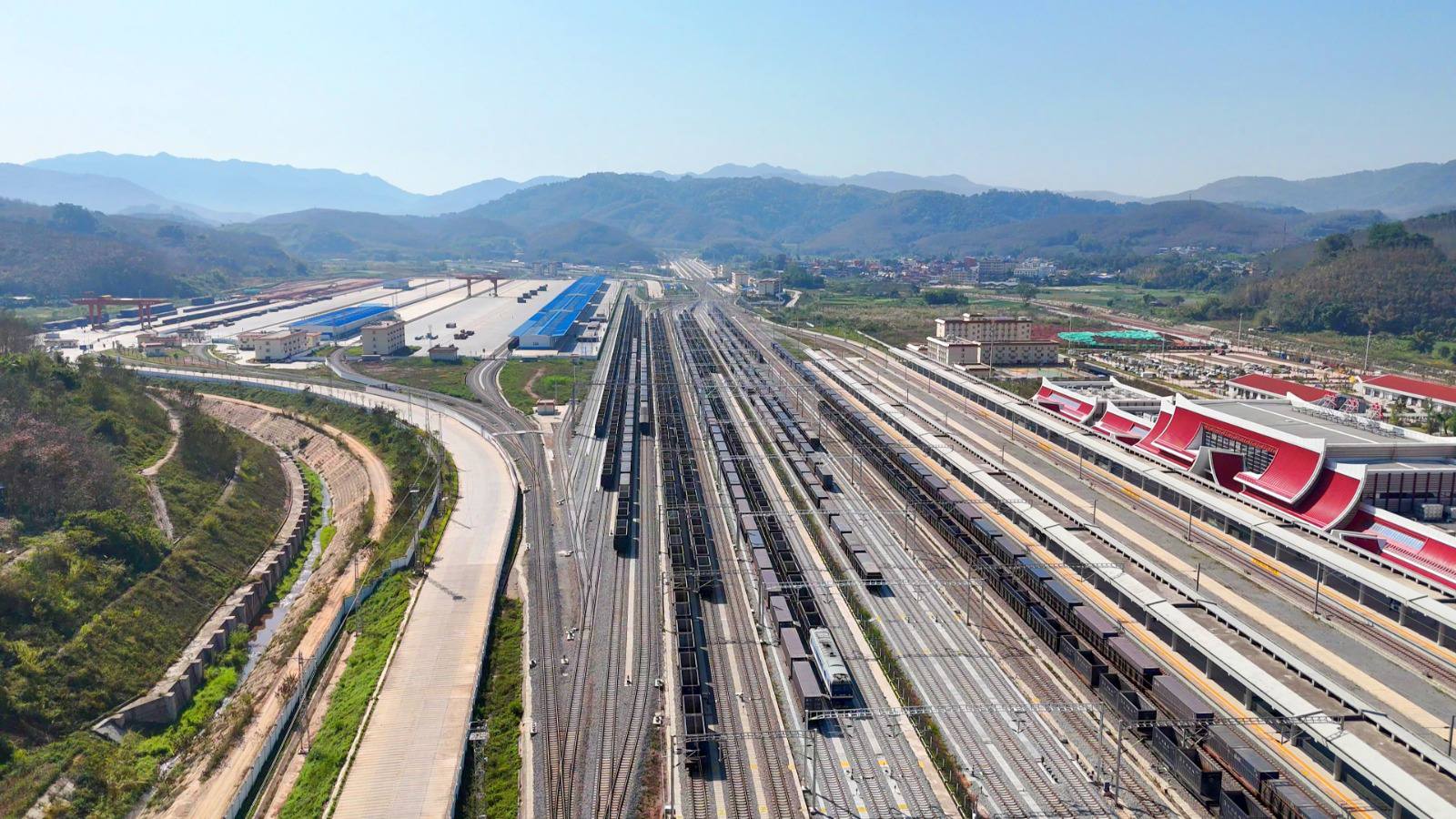 รถไฟลาว-จีน เปิดประวัติศาสตร์ใหม่ เชื่อมชายแดนจีน-อาเซียน 4 593577532 1463975022404976 829117563822470184 n