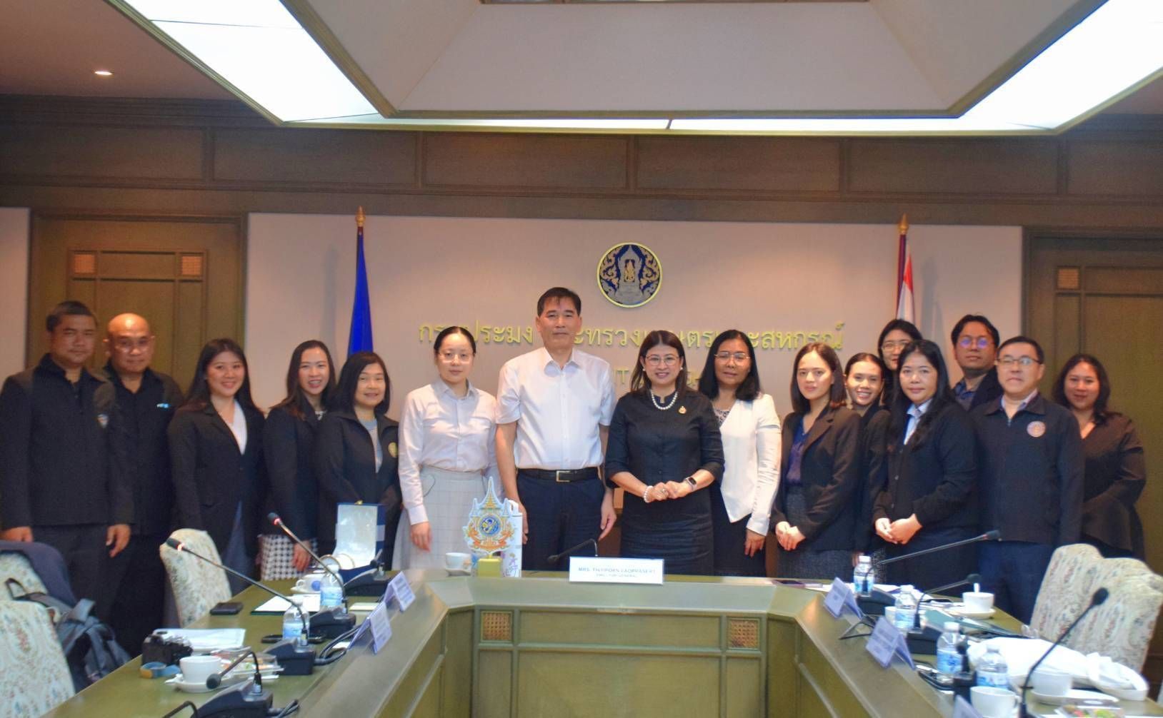 กรมประมง เปิดบ้านต้อนรับ คณะผู้แทนจีน หารือความร่วมมือด้านการประมงกระชับความร่วมมือประมงลุ่มน้ำโขง–แยงซี สู่การจัดการทรัพยากรยั่งยืน ร่วมสกัด IUU Fishing 5 705277