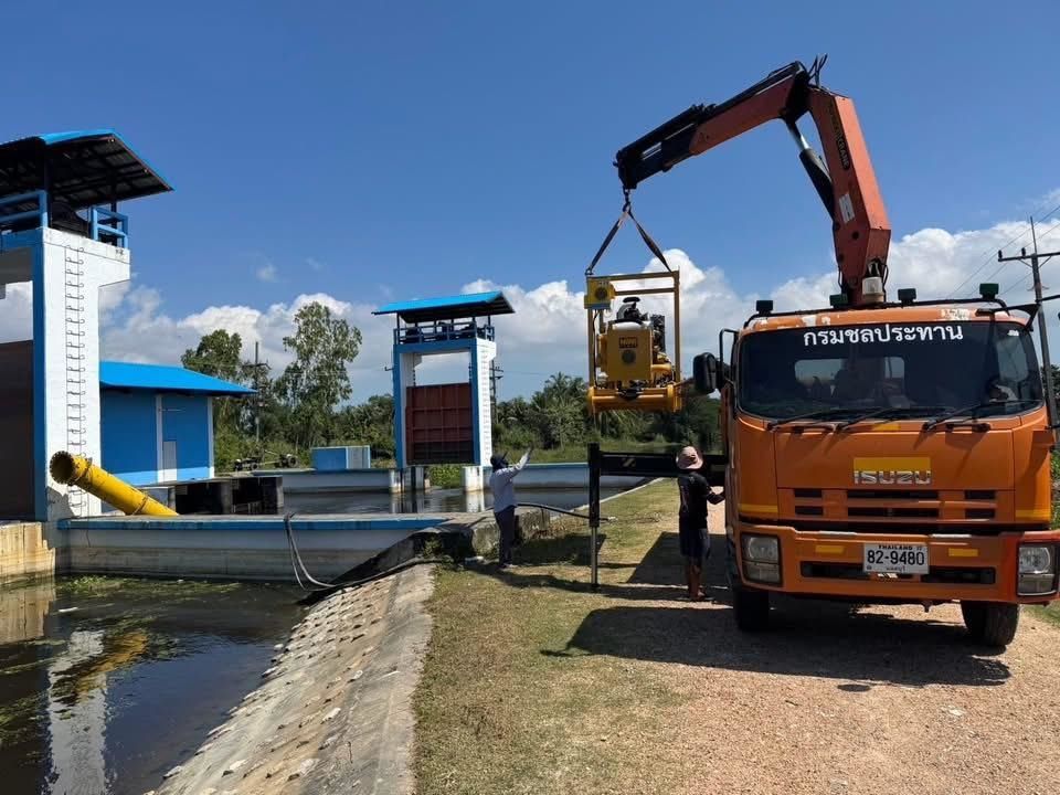 กรมชลฯ สั่งเฝ้าระวังและเตรียมเครื่องจักรรับมือฝนหนักภาคใต้ 11–15 ธ.ค. นี้ 2 980418