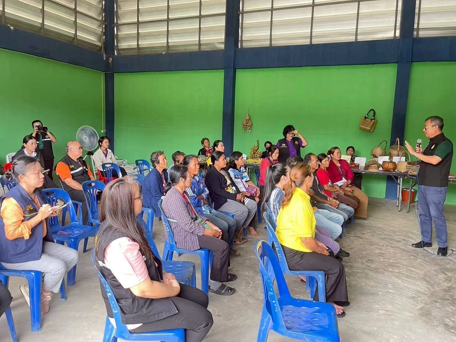 กรมส่งเสริมสหกรณ์เดินหน้าสนองนโยบายรัฐบาลส่งเสริมอาชีพสร้างรายได้ให้เกษตรกรในพื้นที่”คทช.” 3 994302