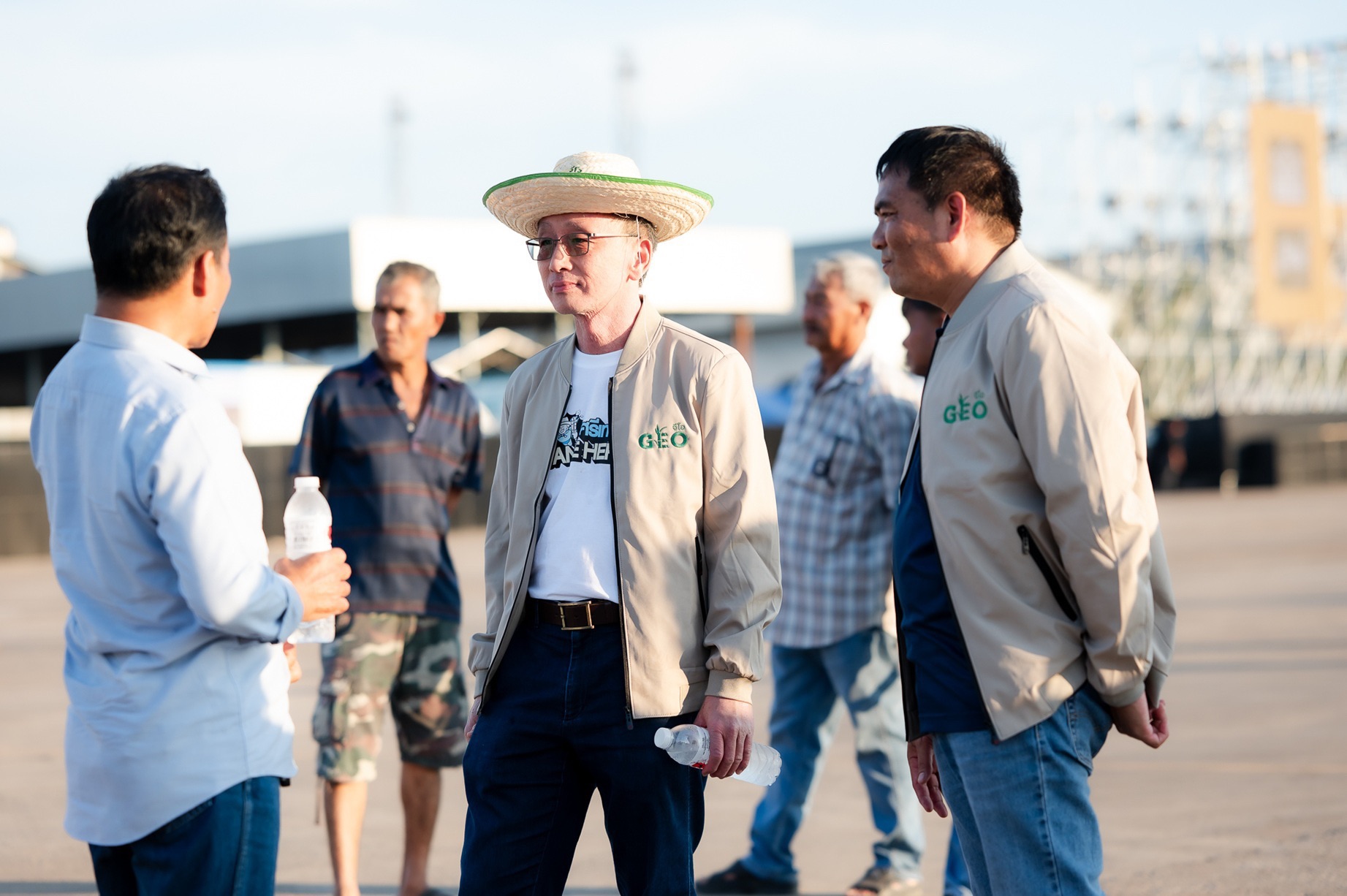 “กลุ่มน้ำตาลไทยรุ่งเรือง โรงงานศรีเทพ” พลิกวิถีชาวไร่อ้อยด้วยโมเดล Cane Hero ฮีโร่อ้อยสดศรีเทพ รณรงค์ให้เกษตรกรตัดสดไม่เผา ปลื้มอัตราการเผาอ้อยลดลงต่อเนื่องเหลือเพียง 23% พร้อมนำร่อง “เพชรบูรณ์” สู่จังหวัดยุทธศาสตร์ เติมทุนเงินล้านสร้างเกษตรสะอาดทั้งห่วงโซ่ 8 S 20848700