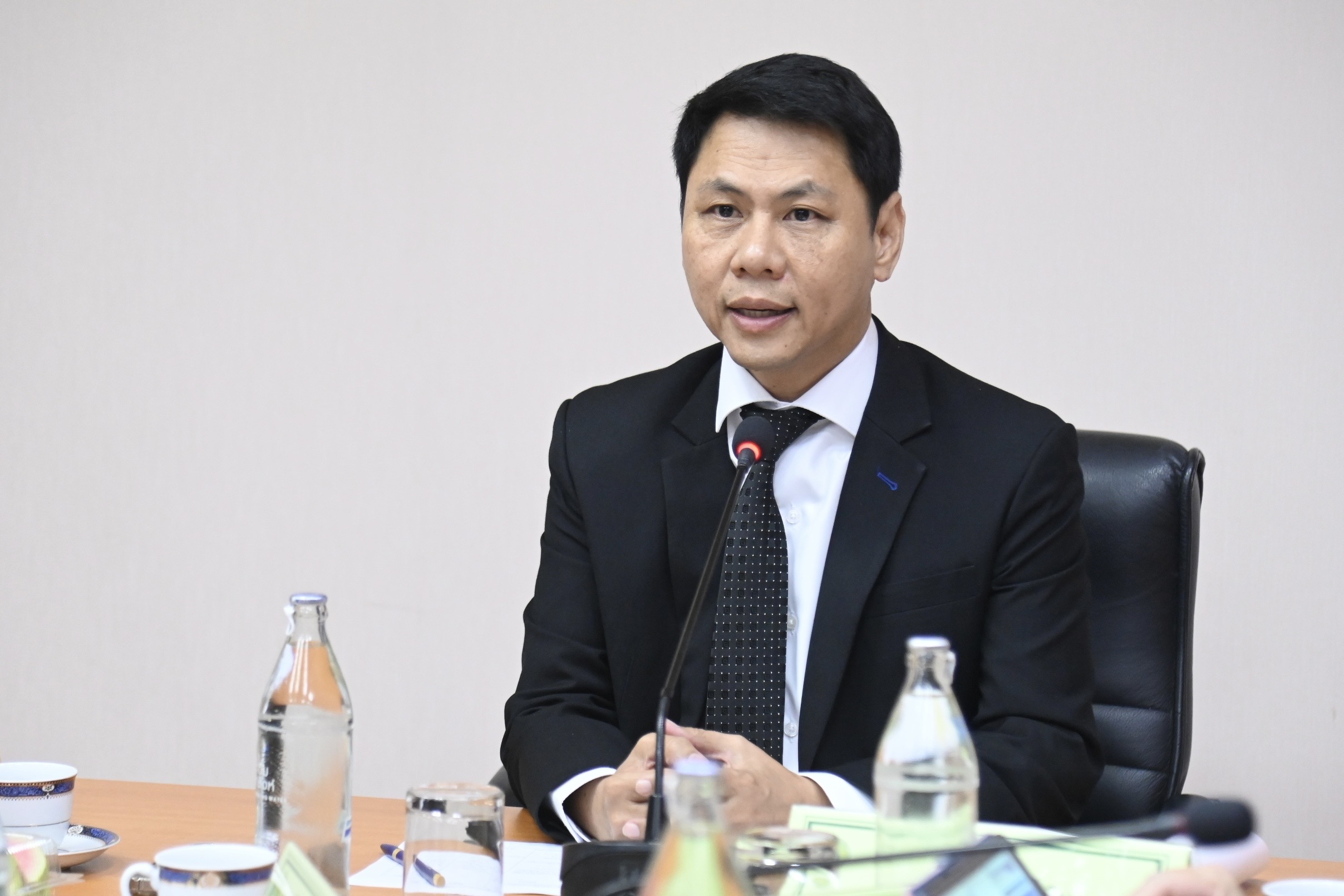 กระทรวงเกษตรฯ สั่งเตรียมพร้อมรับอุทกภัยภาคใต้ตอนล่าง กำชับทุกหน่วยปรับปรุงบัญชีทรัพยากรให้เป็นปัจจุบัน ระดมเครื่องมือ ปัจจัยการผลิต พร้อมช่วยเหลือเกษตรกรทันที 2 S 25706570