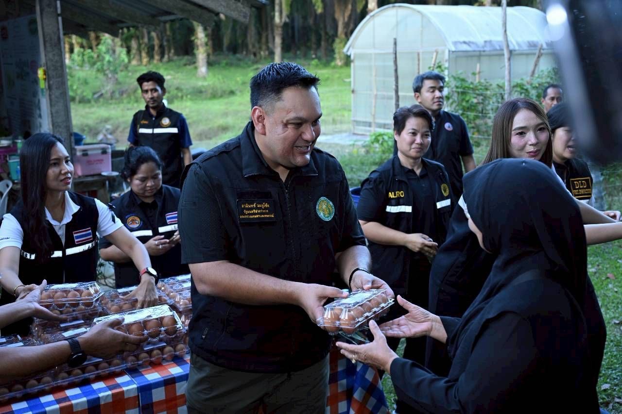 “รมช.อามินทร์” ลงพื้นที่กระบี่ หนุนเกษตรแปลงใหญ่ ดันมาตรฐานฟาร์ม–โรงฆ่าฮาลาล เพิ่มศักยภาพเกษตรกรรองรับตลาดมุสลิมใน–ต่างประเทศ 5 S 495370286