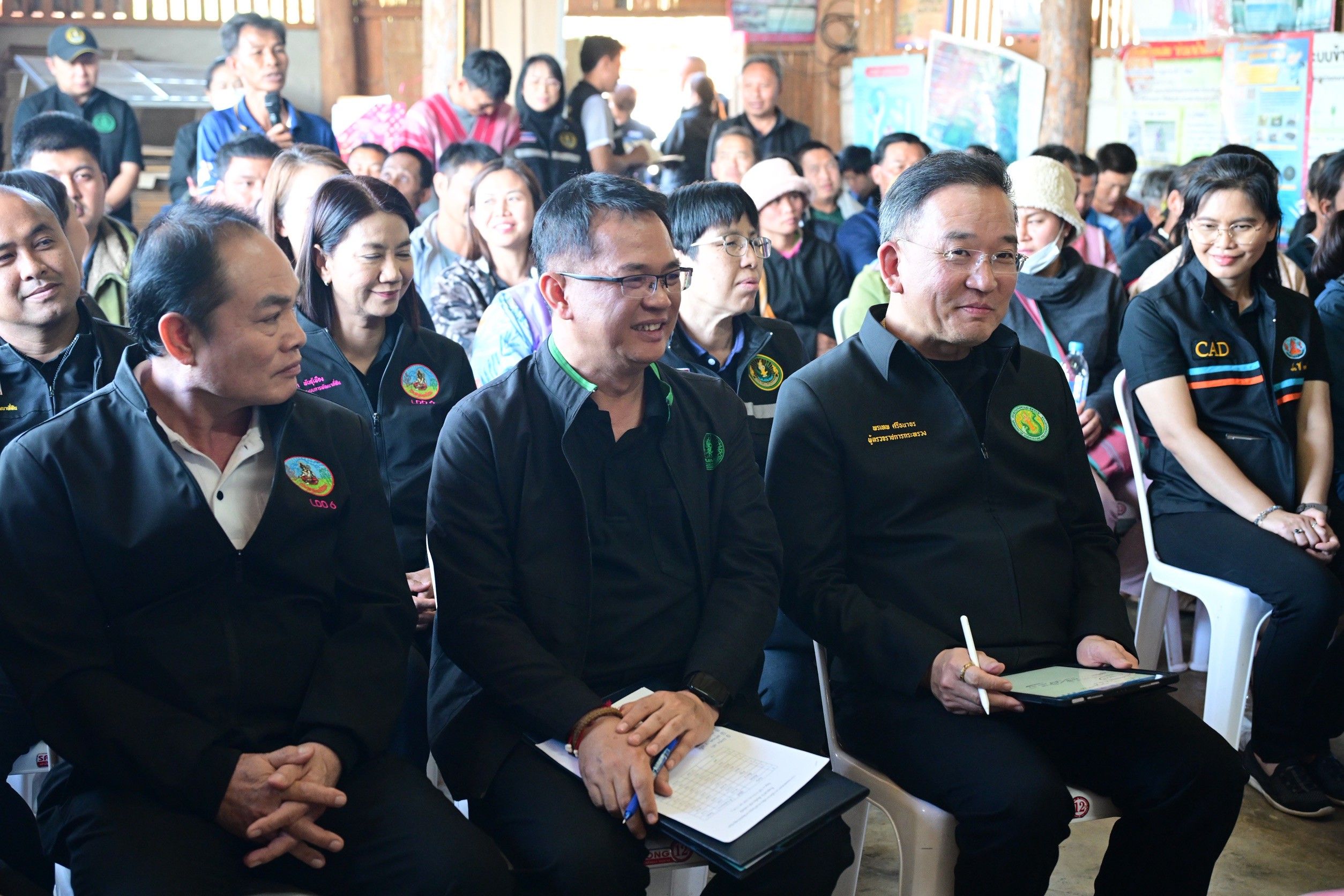 “รมช.นเรศ S 49578071