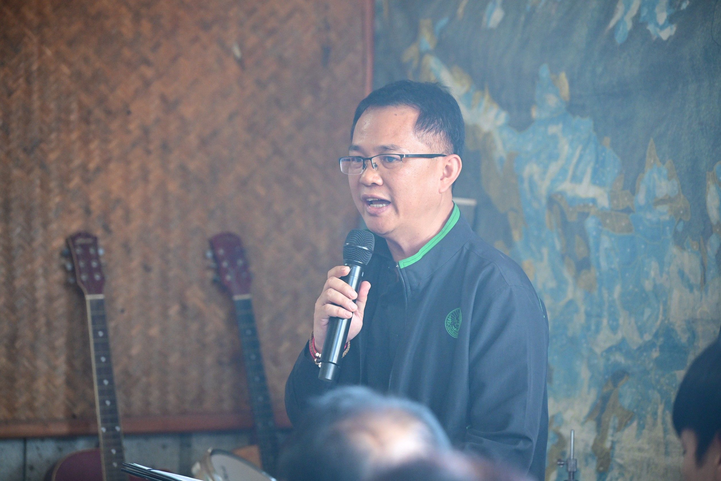 “รมช.นเรศ S 49578074