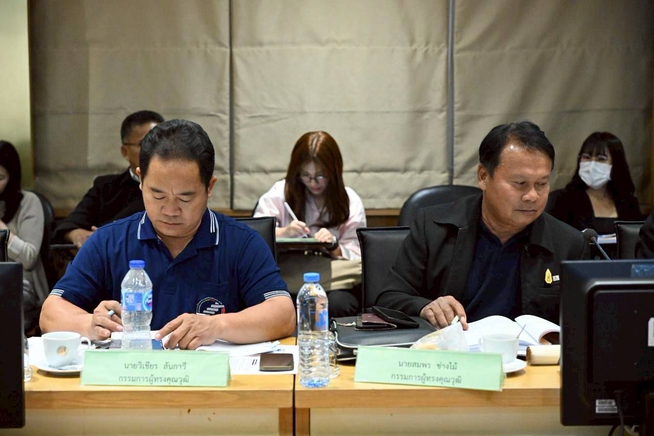 ปลัดเกษตรฯ นั่งหัวโต๊ะ ประชุมคณะกรรมการโคนมและผลิตภัณฑ์นม ครั้งที่ 6/2568 เดินหน้าขับเคลื่อนการบริหารจัดการนมทั้งระบบให้มีเสถียรภาพ 8 S 496181309