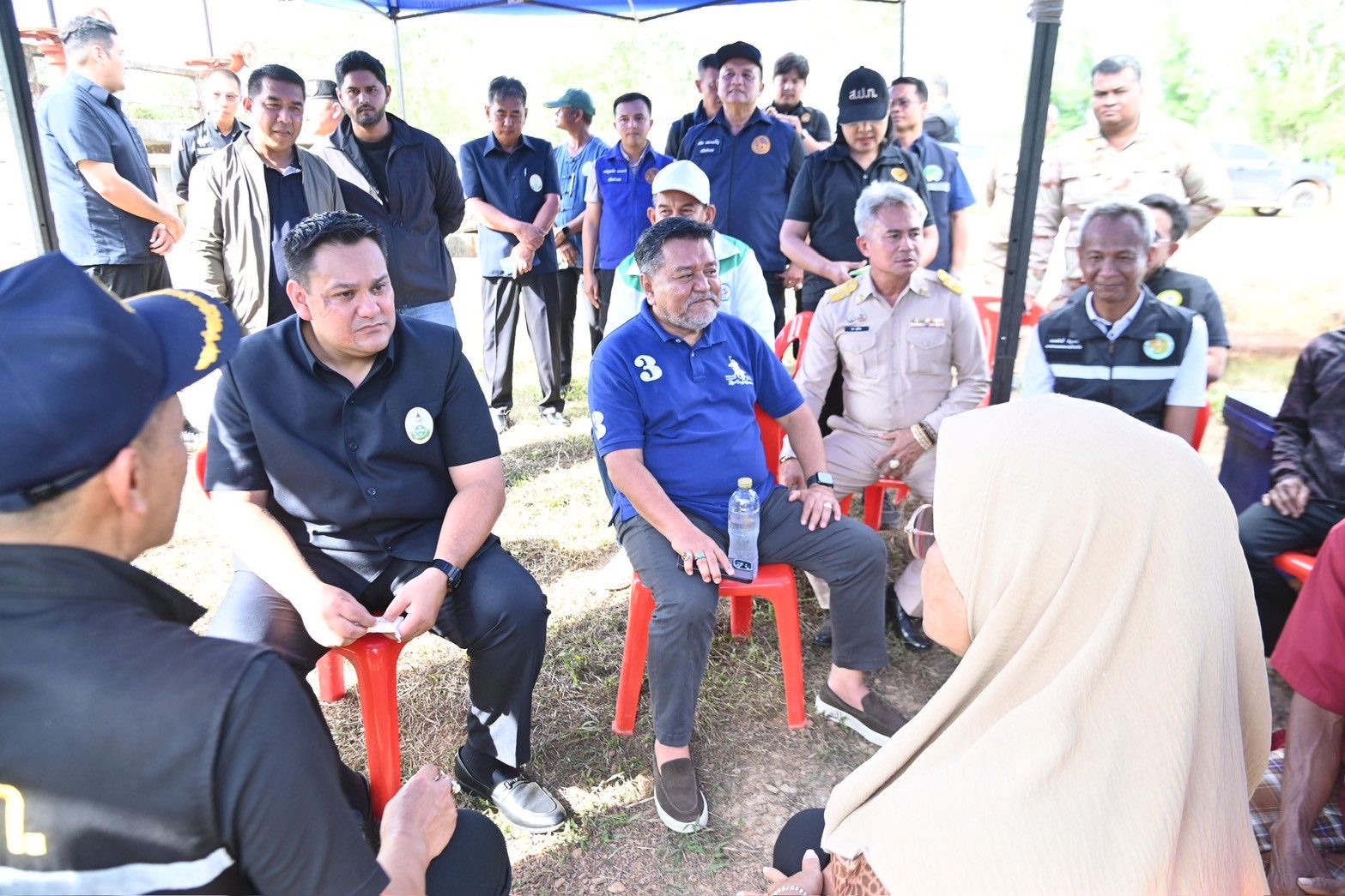 “รมช.อามินทร์” ลงพื้นที่ตากใบ เร่งก่อสร้างถนนเข้าแปลง ส.ป.ก. หนุนคมนาคมเกษตร ลดต้นทุน เพิ่มความมั่นคงเกษตรกร 7 S 496861208