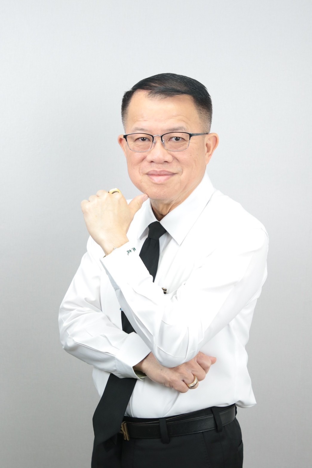 ARDA เปิดโมเดลปลูก - แปรรูป “กระเทียมพื้นบ้าน” เพิ่มมูลค่ากว่า 15 เท่า เกษตรกรยิ้มได้รายได้พุ่ง 3.4 แสนบาทต่อไร่ ด้วยกระเทียมดำ ผลิตภัณฑ์สุขภาพระดับพรีเมี่ยม 2 S 8798265