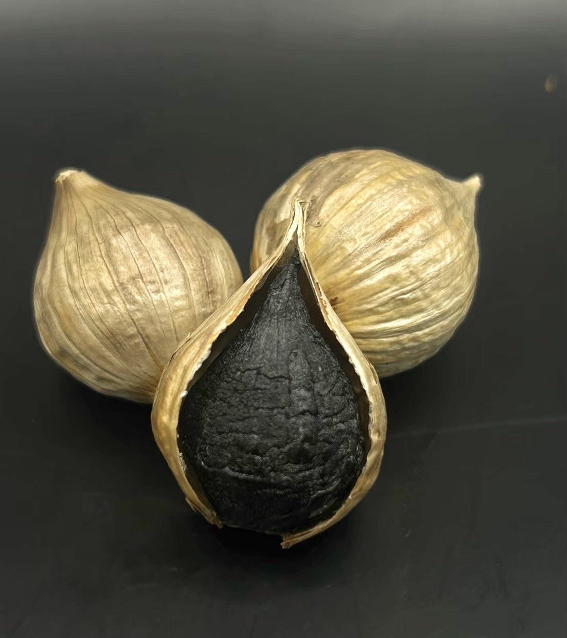 ARDA เปิดโมเดลปลูก - แปรรูป “กระเทียมพื้นบ้าน” เพิ่มมูลค่ากว่า 15 เท่า เกษตรกรยิ้มได้รายได้พุ่ง 3.4 แสนบาทต่อไร่ ด้วยกระเทียมดำ ผลิตภัณฑ์สุขภาพระดับพรีเมี่ยม 5 S 8798300