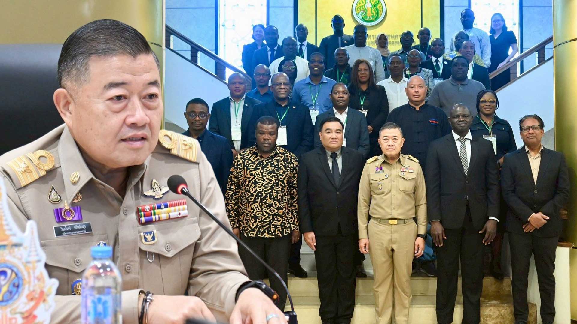 ปลัดเกษตร เปิดเวทีการสัมมนาภายใต้หัวข้อ ปลัดเกษตร เปิดเวทีสัมมนา3