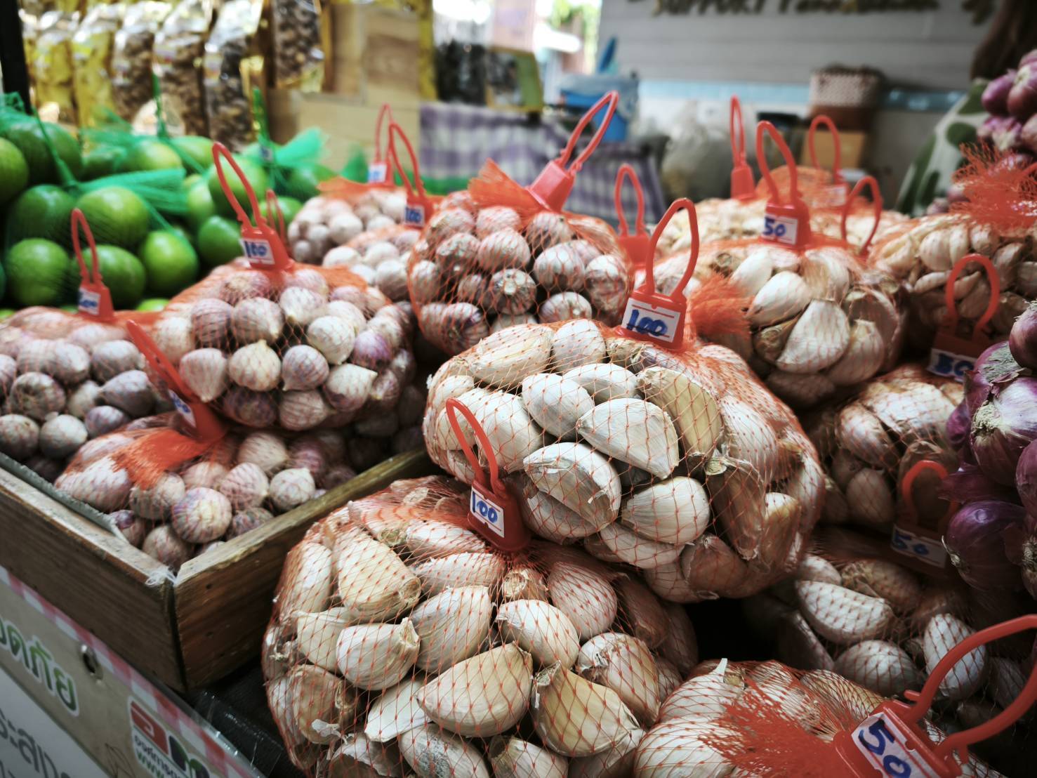 อ.ต.ก. ส่งความสุขปีใหม่ให้แก่เกษตรกรและประชาชน ในกิจกรรม “อ.ต.ก.ส่งสุข สินค้าเกษตรแทนใจ สวัสดีปีใหม่ 2569” ณ ตลาด อ.ต.ก. จตุจักร กรุงเทพฯ ระหว่างวันที่ 24 – 28 ธันวาคม 2568 นี้ 6 ภาพอตก6