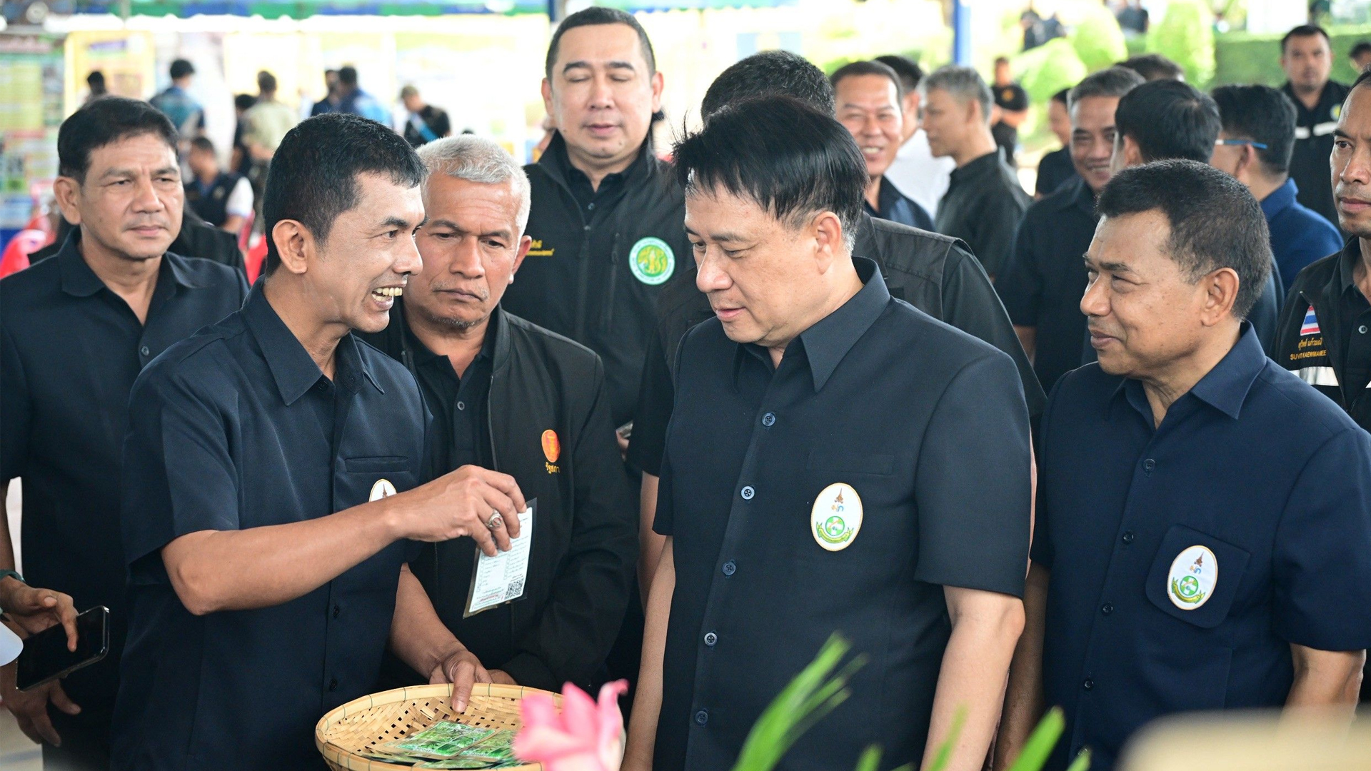 รมช.นเรศ เปิดโครงการคลินิกเกษตรเคลื่อนที่ในพระราชานุเคราะห์ฯ ไตรมาส 1 ปี 2569 บูรณาการทุกภาคส่วน ยกระดับบริการเกษตรกรถึงพื้นที่ 1 รมช.นเรศ2 3