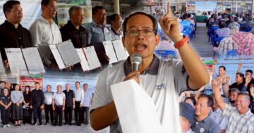 สำนักงานเกษตรอำเภอบางเสาธงจัดพิธีลงนามบันทึกข้อตกลงความร่วมมือ (MOU) การส่งเสริมการหยุดเผาในพื้นที่เกษตรเพื่อลดปริมาณฟางข้าวและตอซังที่ถูกลักลอบเผา 12 สำนักงานเกษตรอำเภอบางเสาธงจัดพิธี3