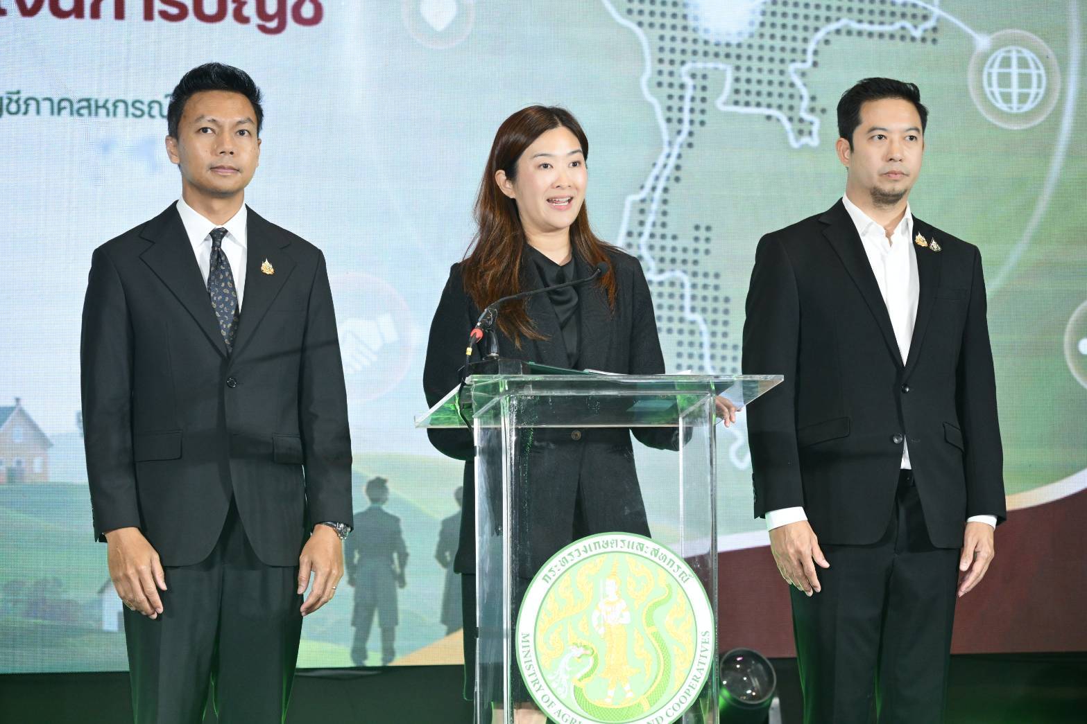 “รมช.ปิยะรัฐชย์” มอบนโยบาย “CAD TRUST” ยกระดับความเชื่อมั่นทางการเงิน ...